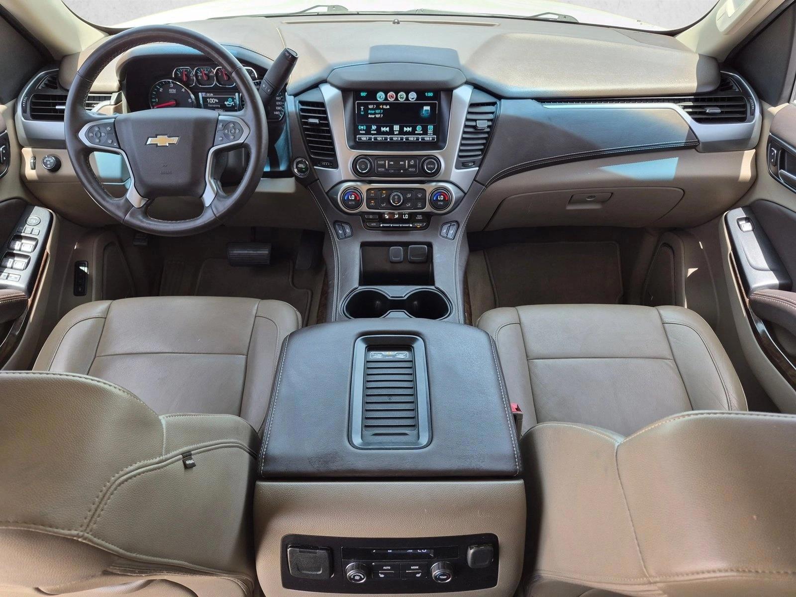 Thumbnail: 2016 Chevrolet Suburban - 3