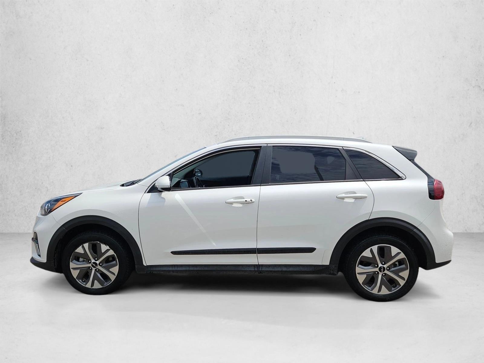 Thumbnail: 2022 Kia Niro - 2