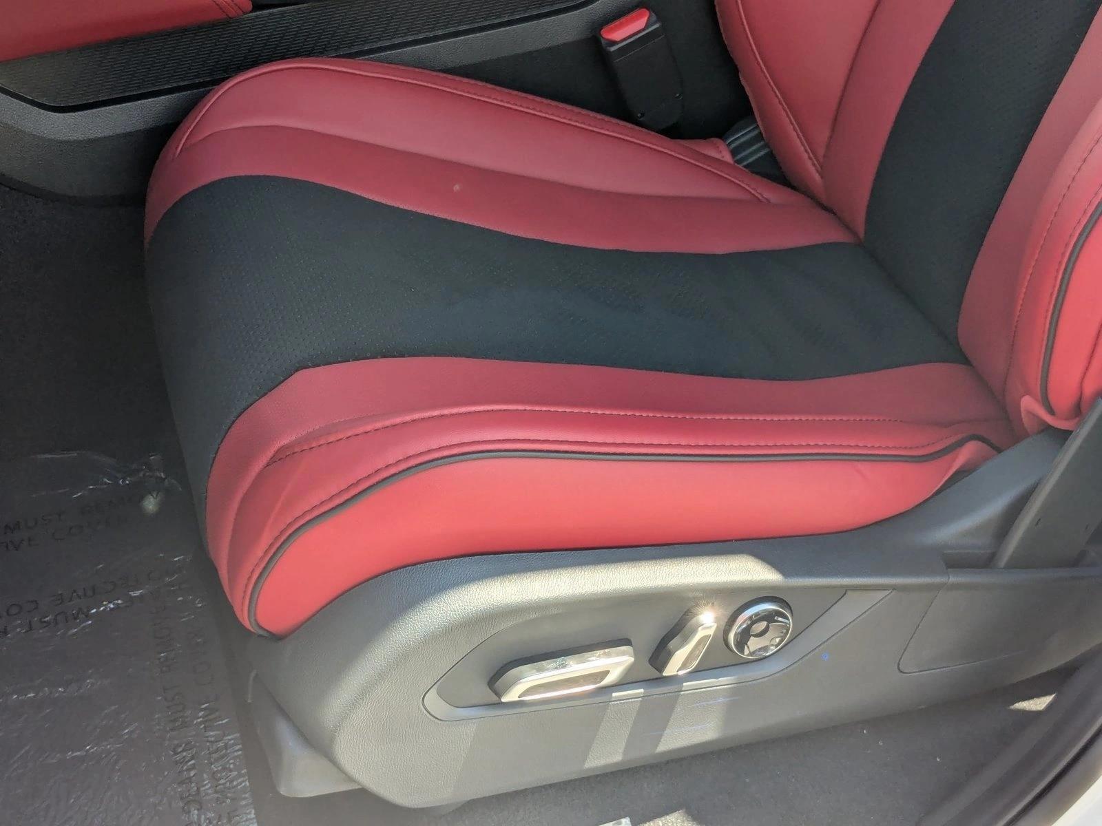 Thumbnail: 2026 Acura MDX - 4
