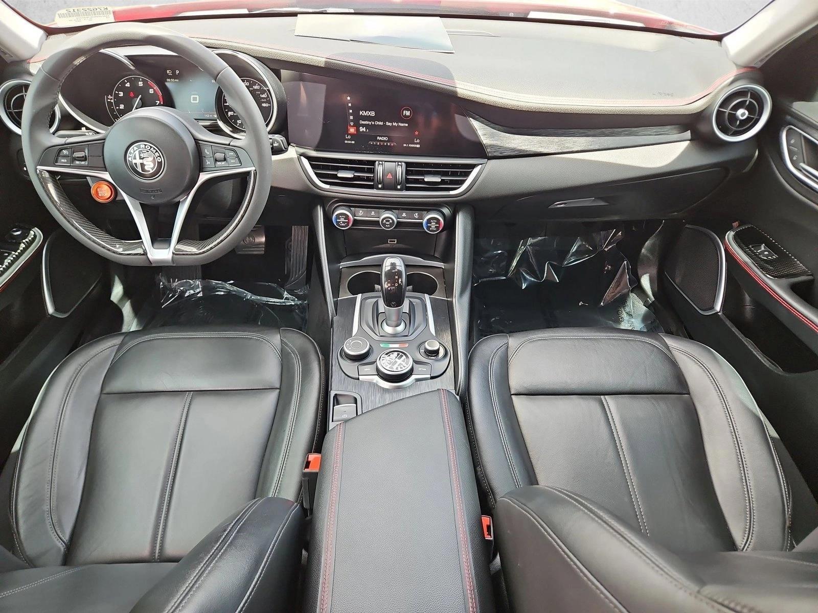 Thumbnail: 2019 Alfa Romeo Giulia - 4