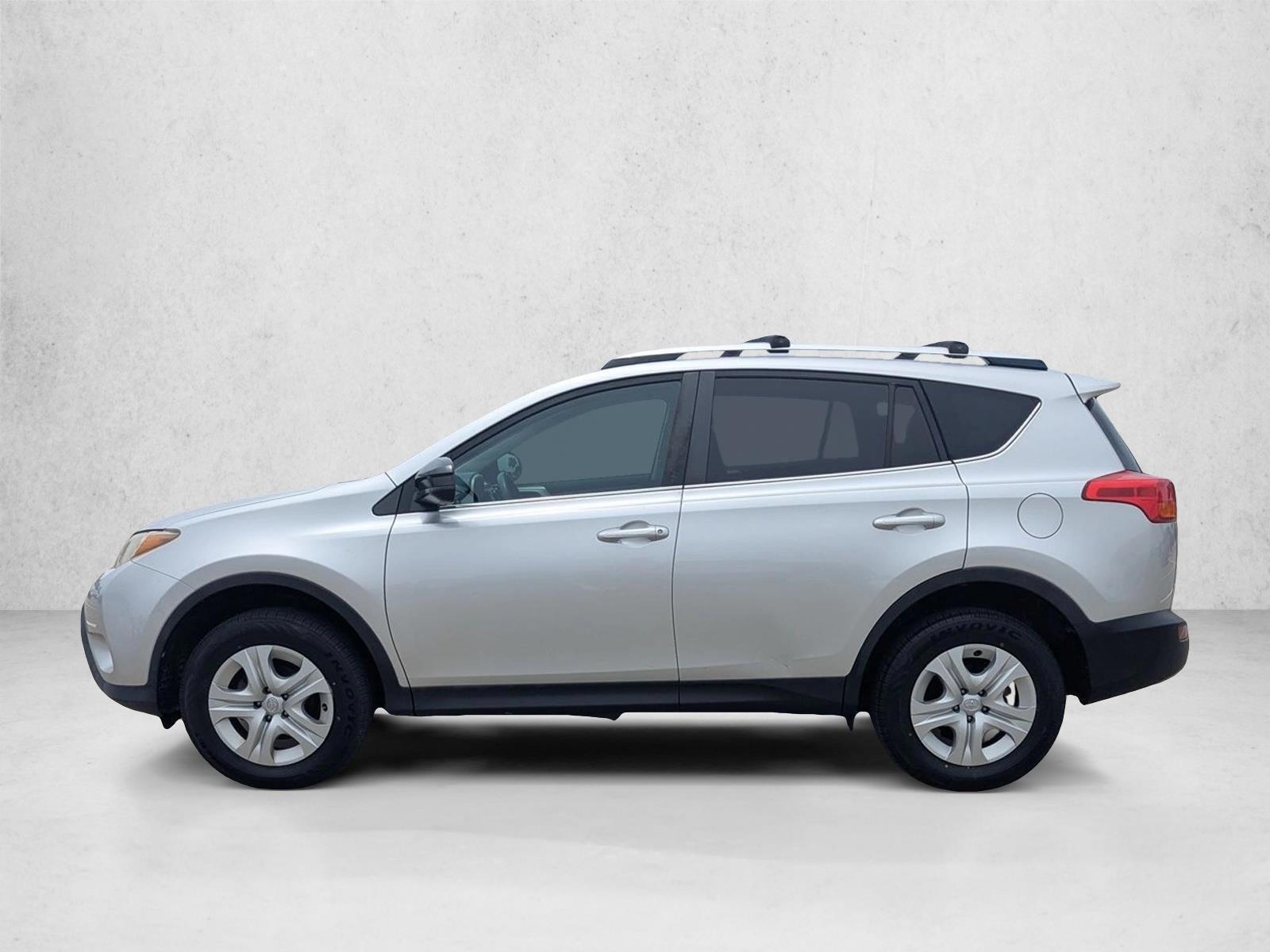 Thumbnail: 2015 Toyota RAV4 - 2