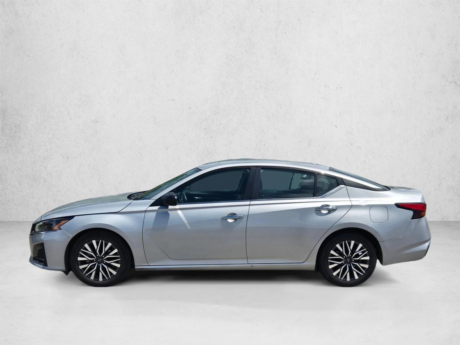 Thumbnail: 2024 Nissan Altima - 2