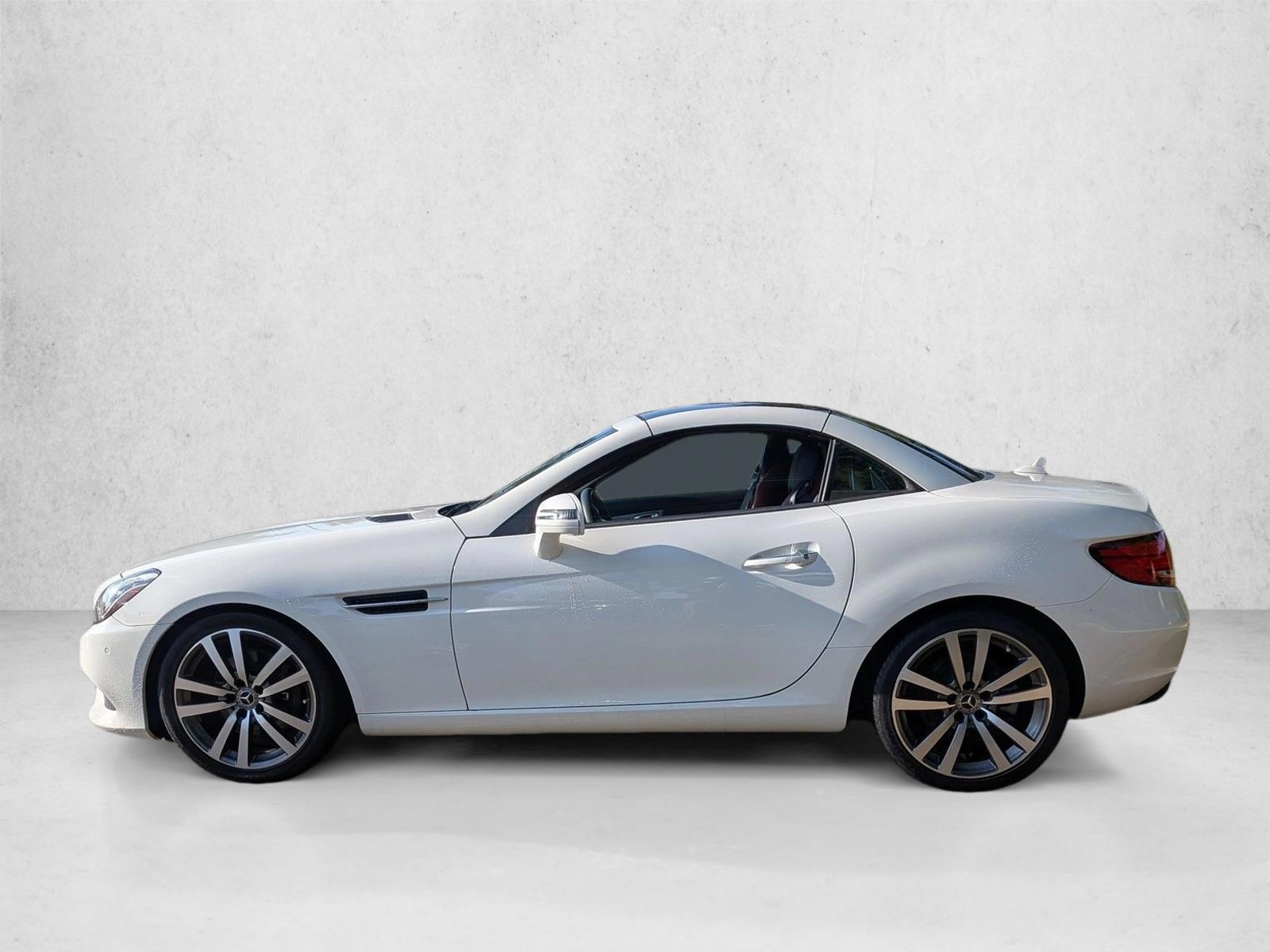 Thumbnail: 2018 Mercedes-Benz SLC - 3