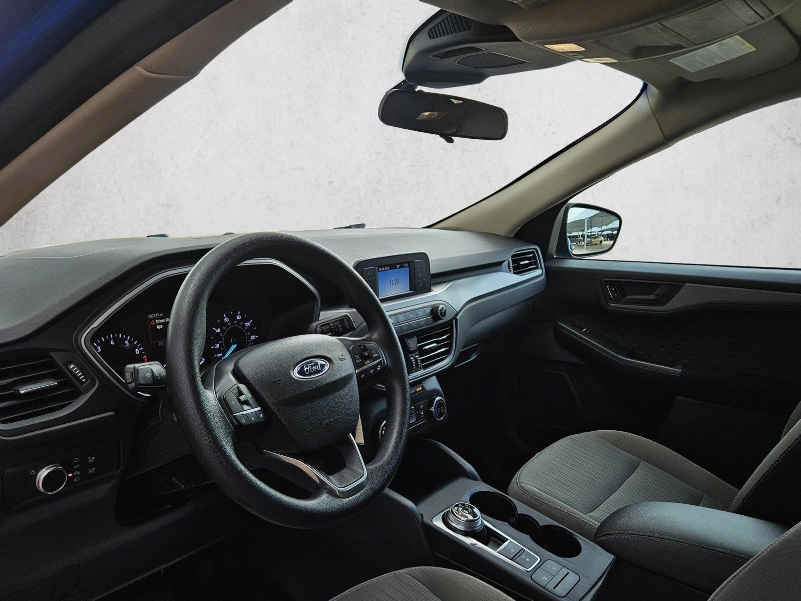Thumbnail: 2020 Ford Escape - 3