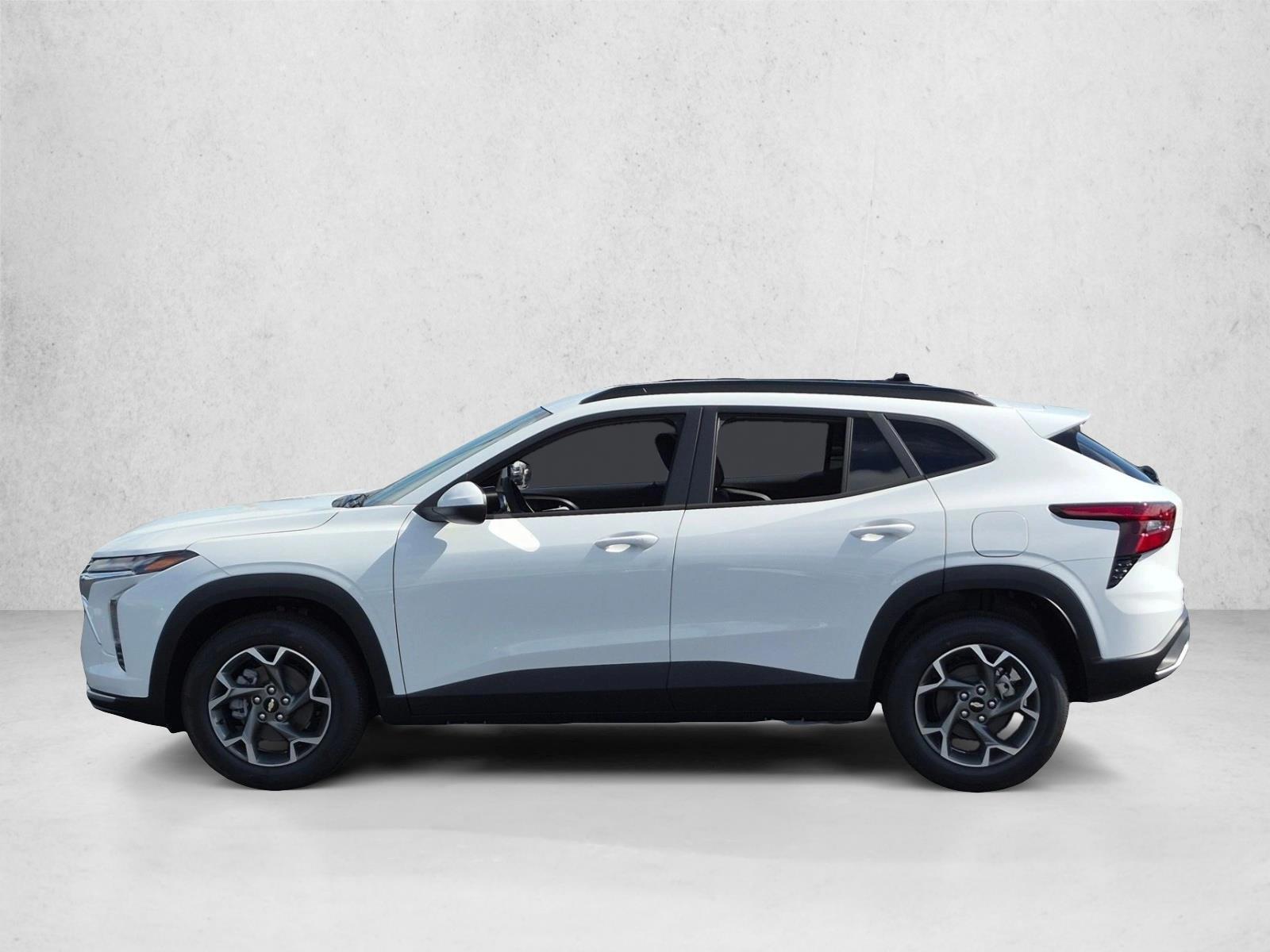 Thumbnail: 2026 Chevrolet Trax - 2