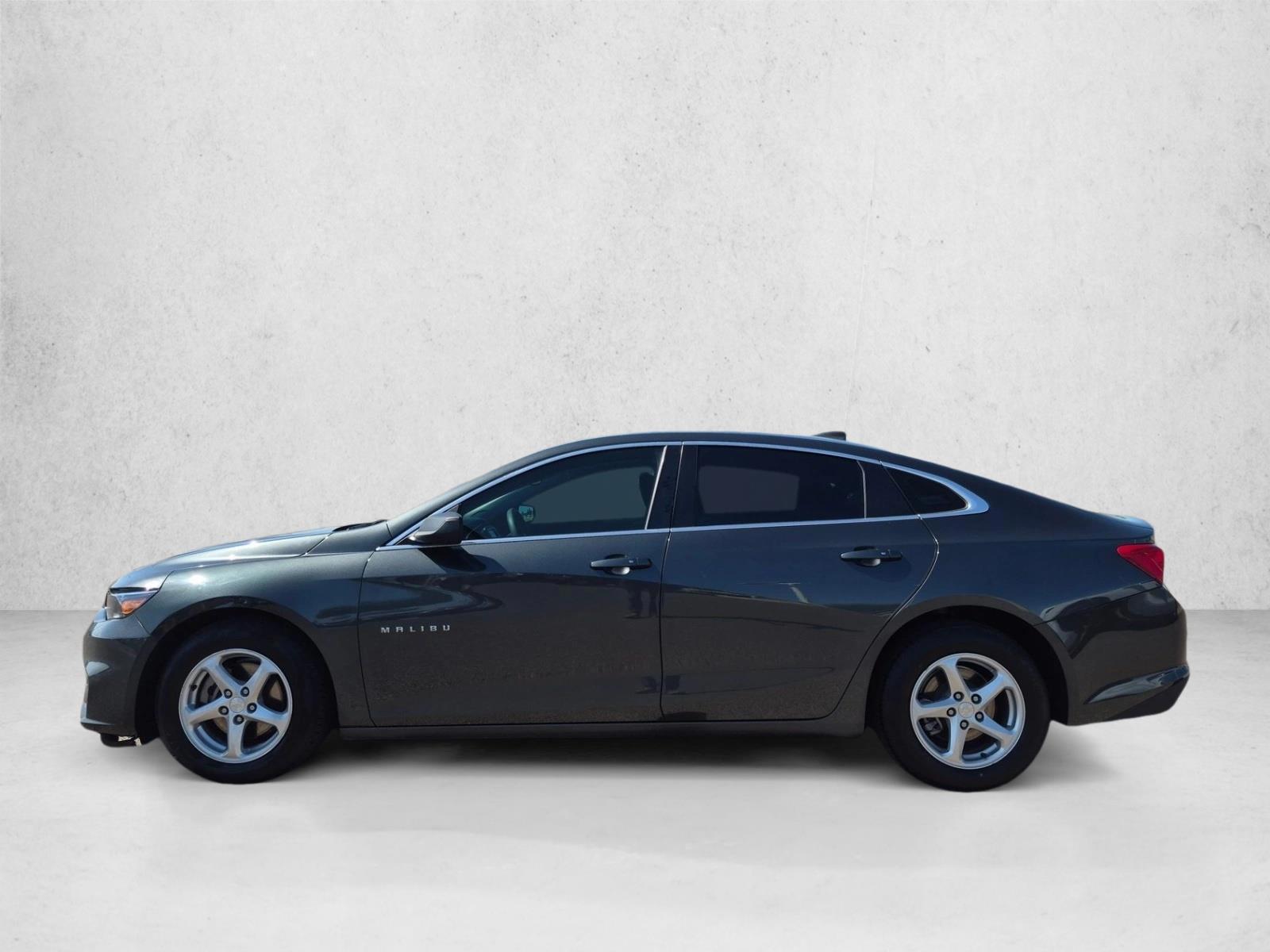 Thumbnail: 2018 Chevrolet Malibu - 2