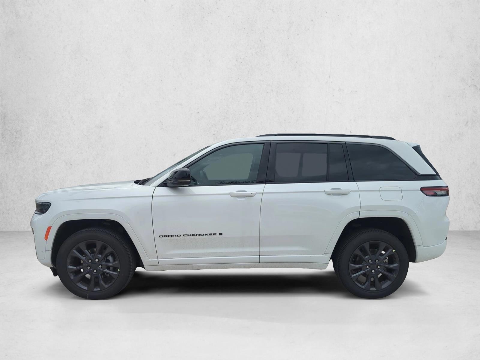 Thumbnail: 2026 Jeep Grand Cherokee - 2