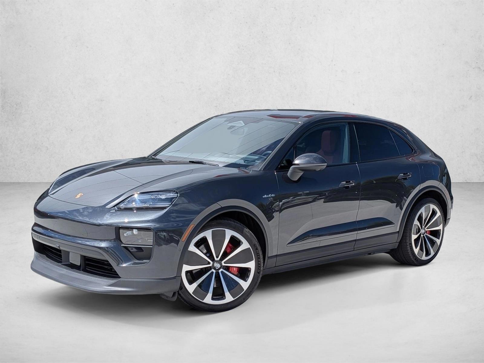 Thumbnail: 2026 Porsche Macan - 1