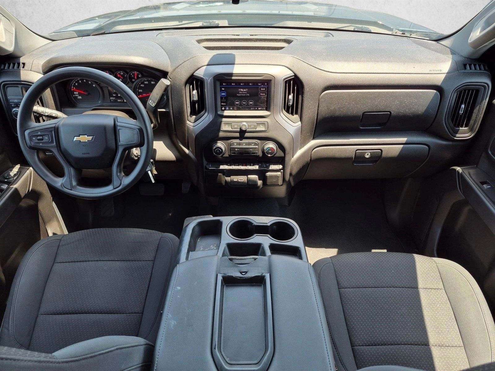 Thumbnail: 2021 Chevrolet Silverado 1500 - 4