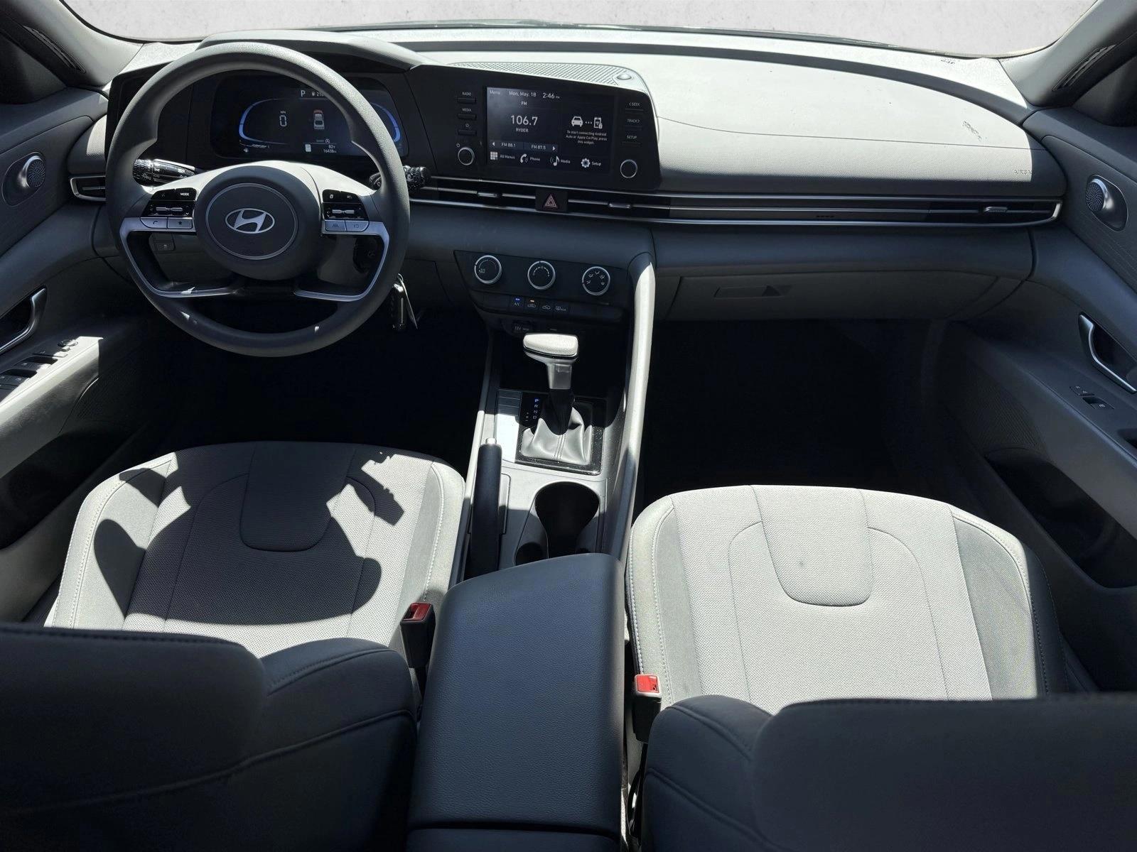 Thumbnail: 2025 Hyundai Elantra - 3