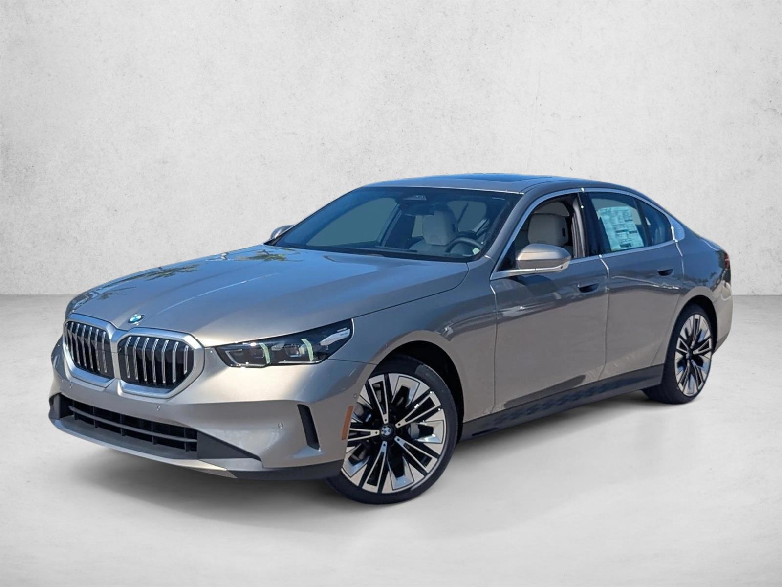 Thumbnail: 2026 BMW 5 Series - 1