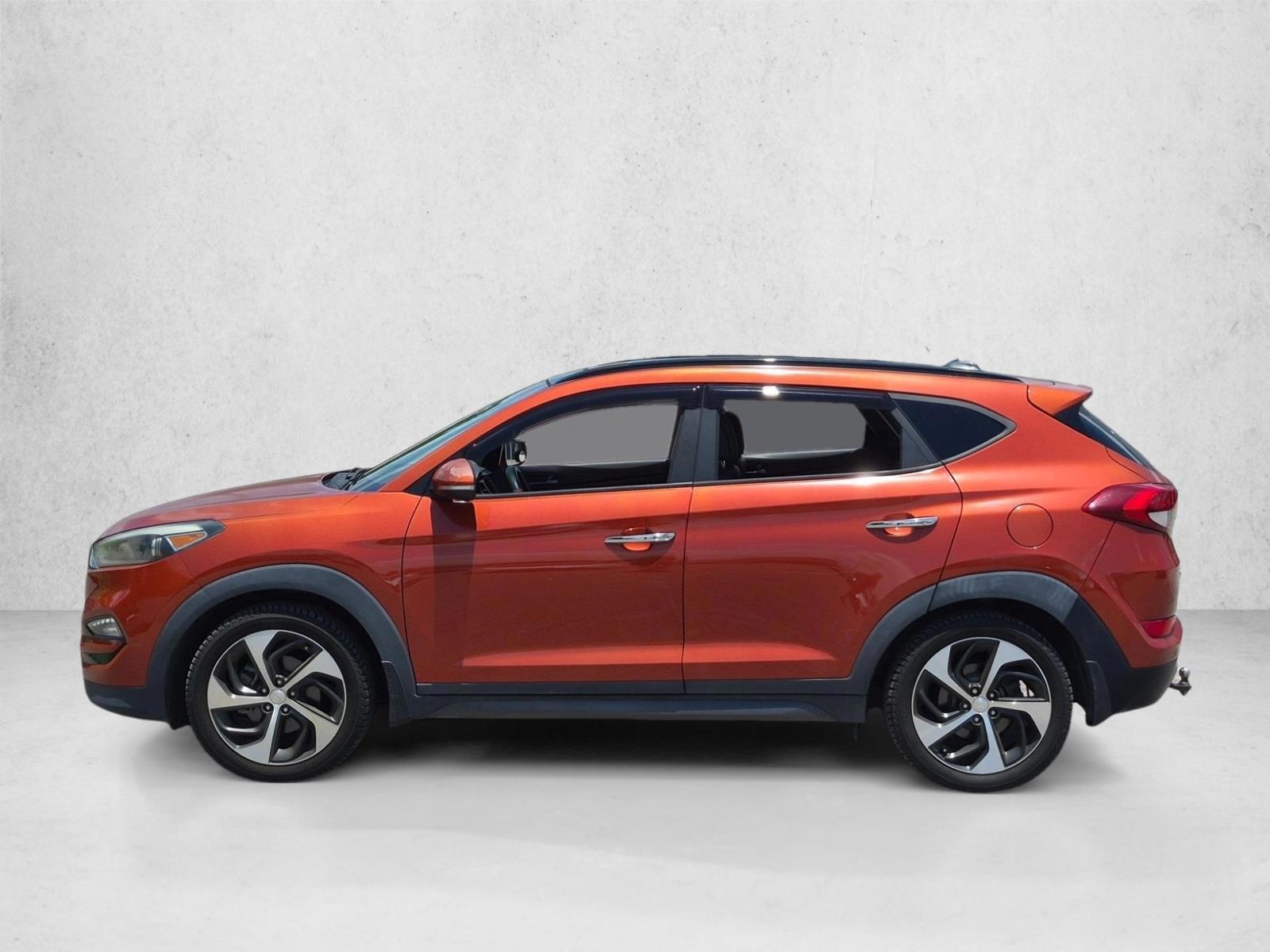 Thumbnail: 2016 Hyundai Tucson - 2