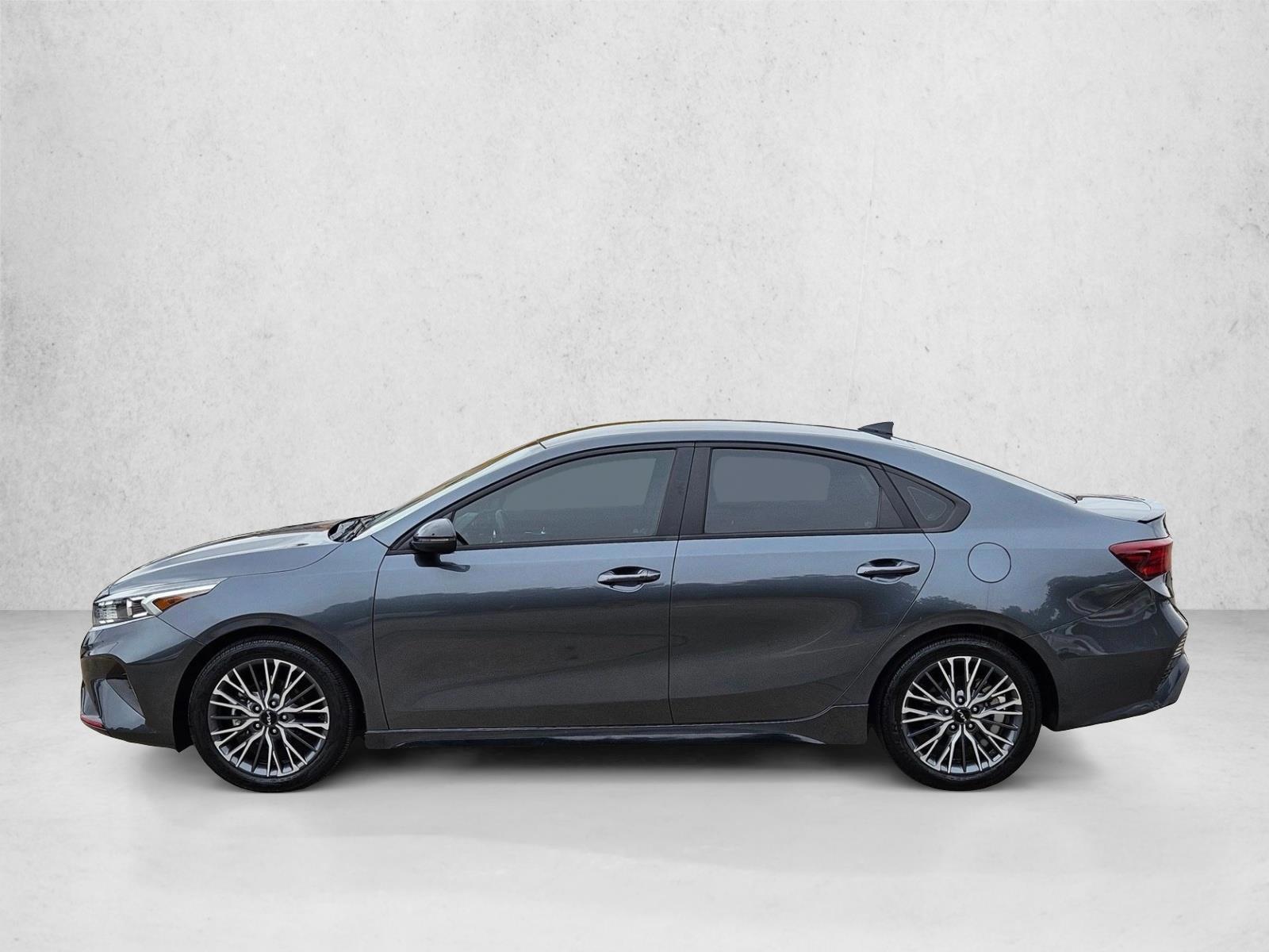 Thumbnail: 2022 Kia Forte - 2