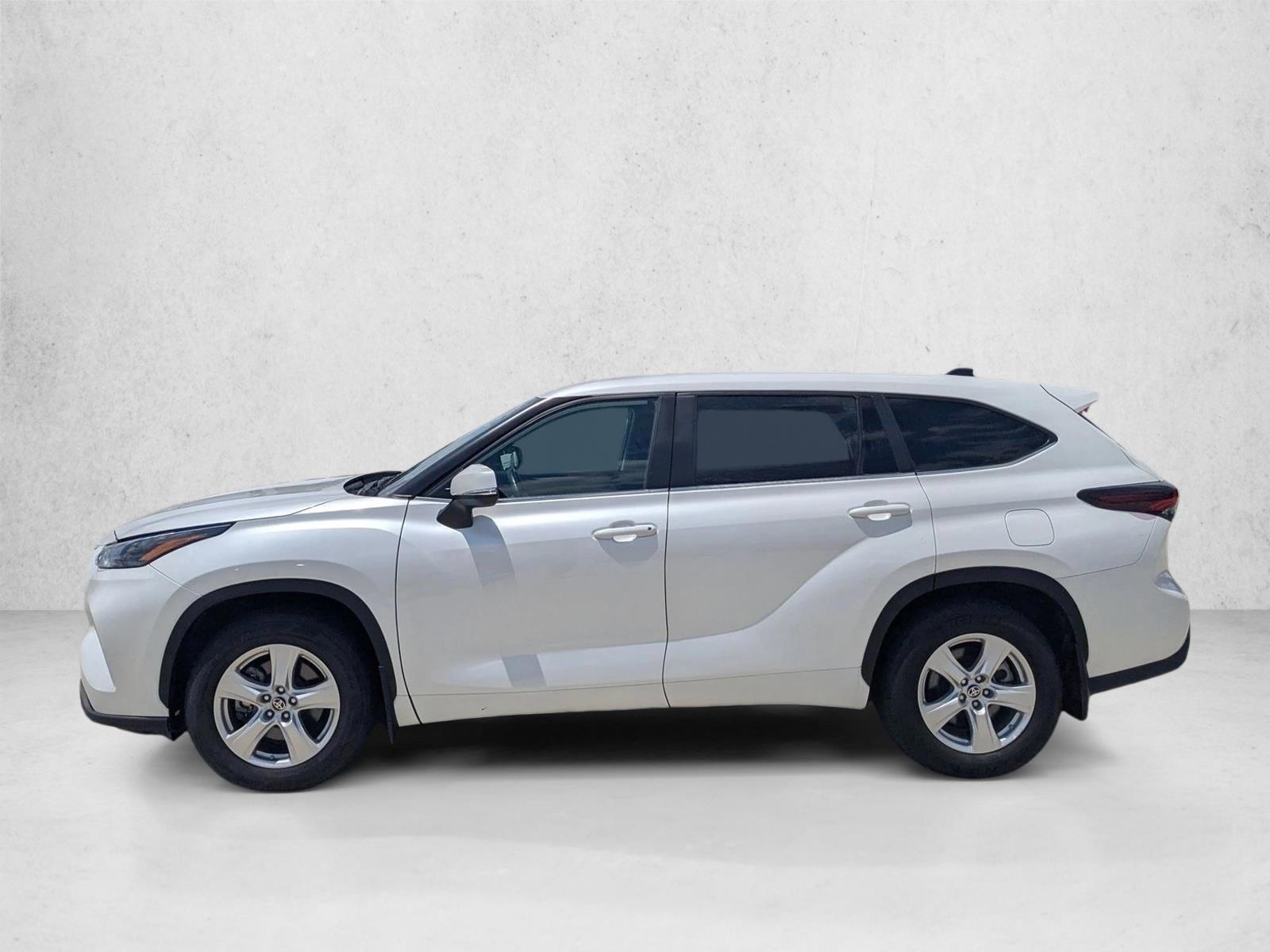 Thumbnail: 2024 Toyota Highlander - 2