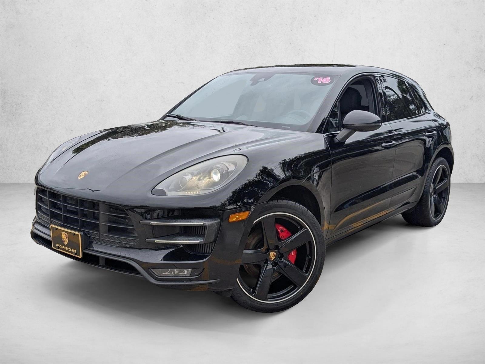 Thumbnail: 2016 Porsche Macan - 1