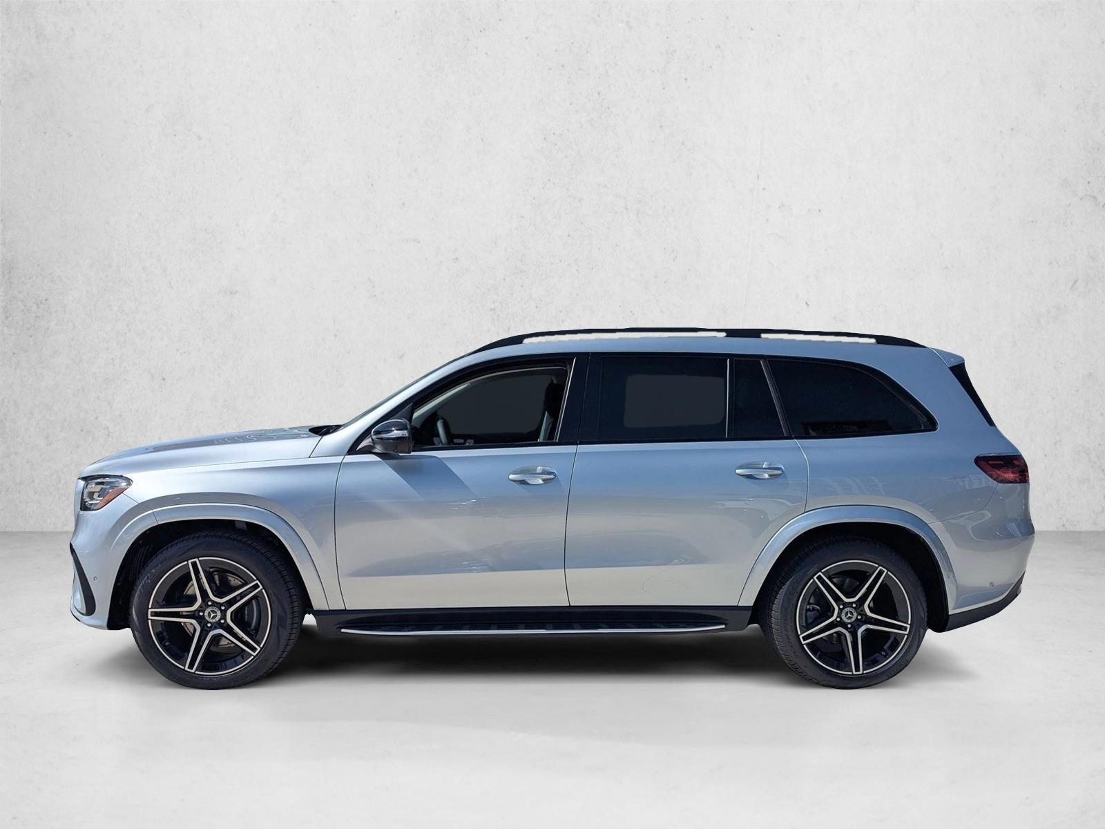 Thumbnail: 2026 Mercedes-Benz GLS - 2