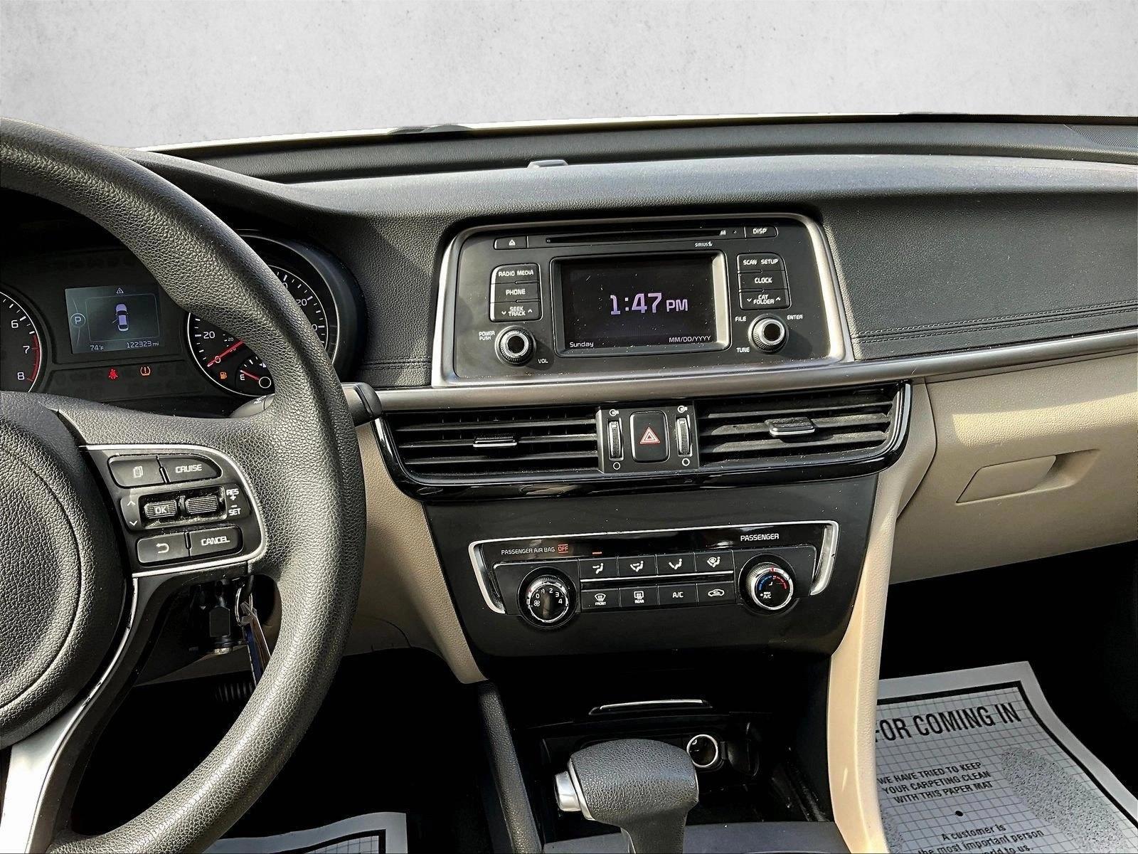 2016 Kia Optima LX - Photo 8