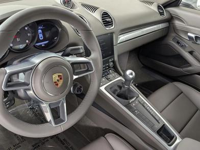 2025 Porsche 718 Cayman