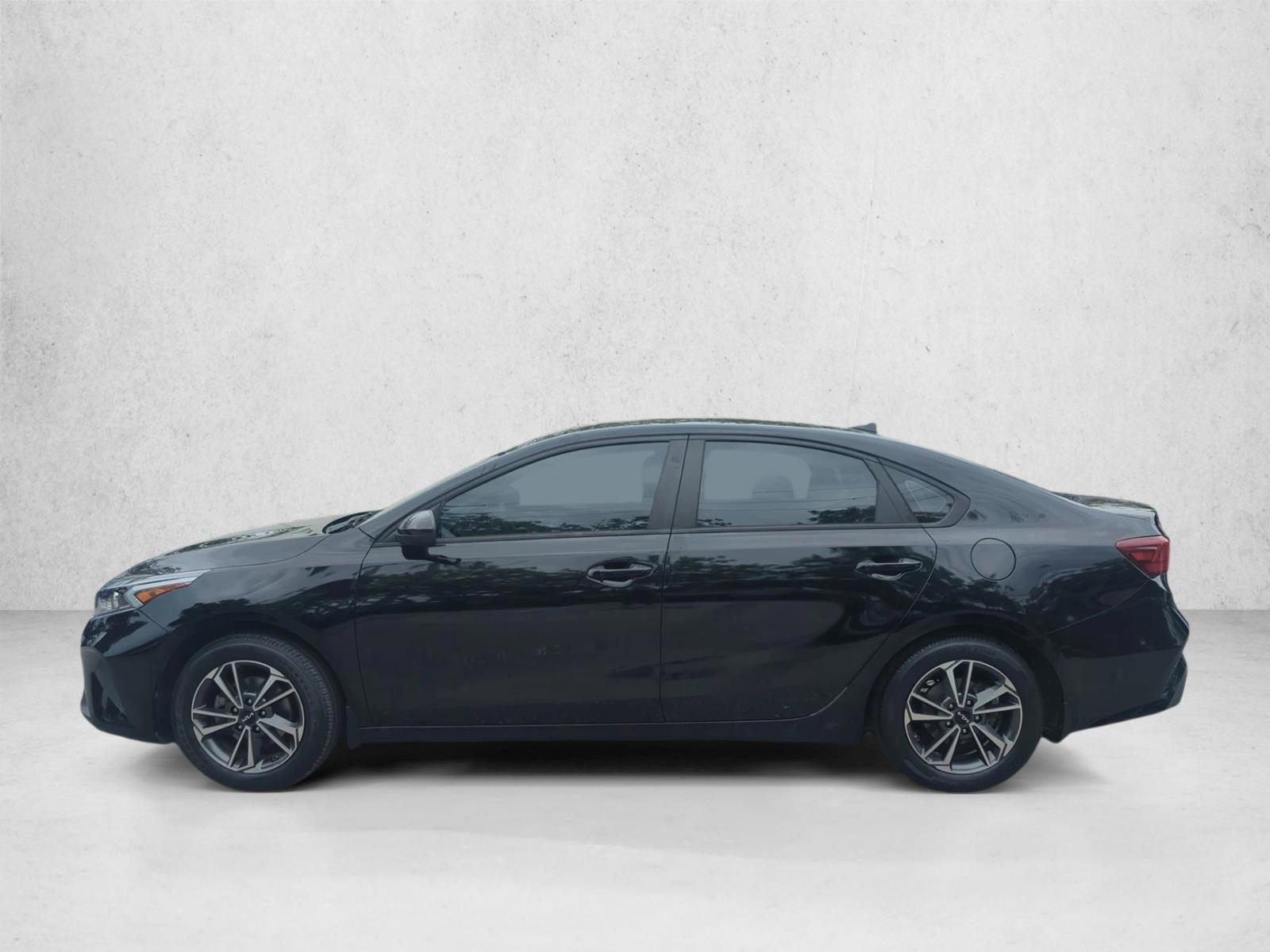 Thumbnail: 2023 Kia Forte - 2