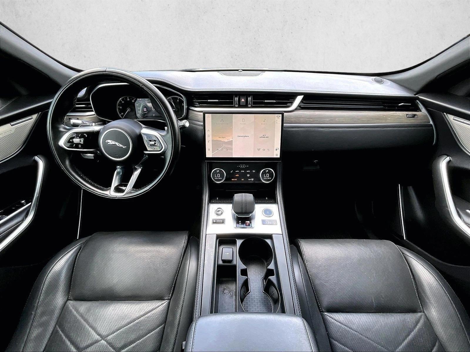 Thumbnail: 2022 Jaguar F-Pace - 3