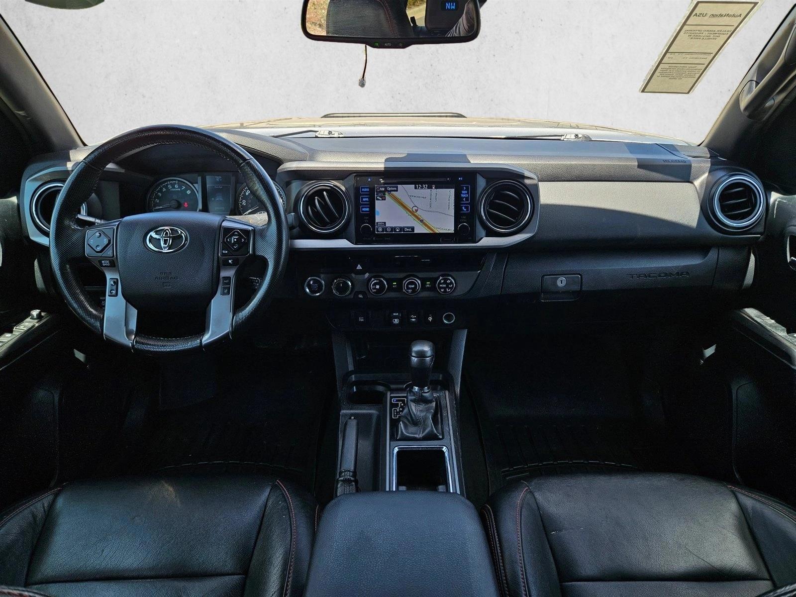 Thumbnail: 2018 Toyota Tacoma - 3