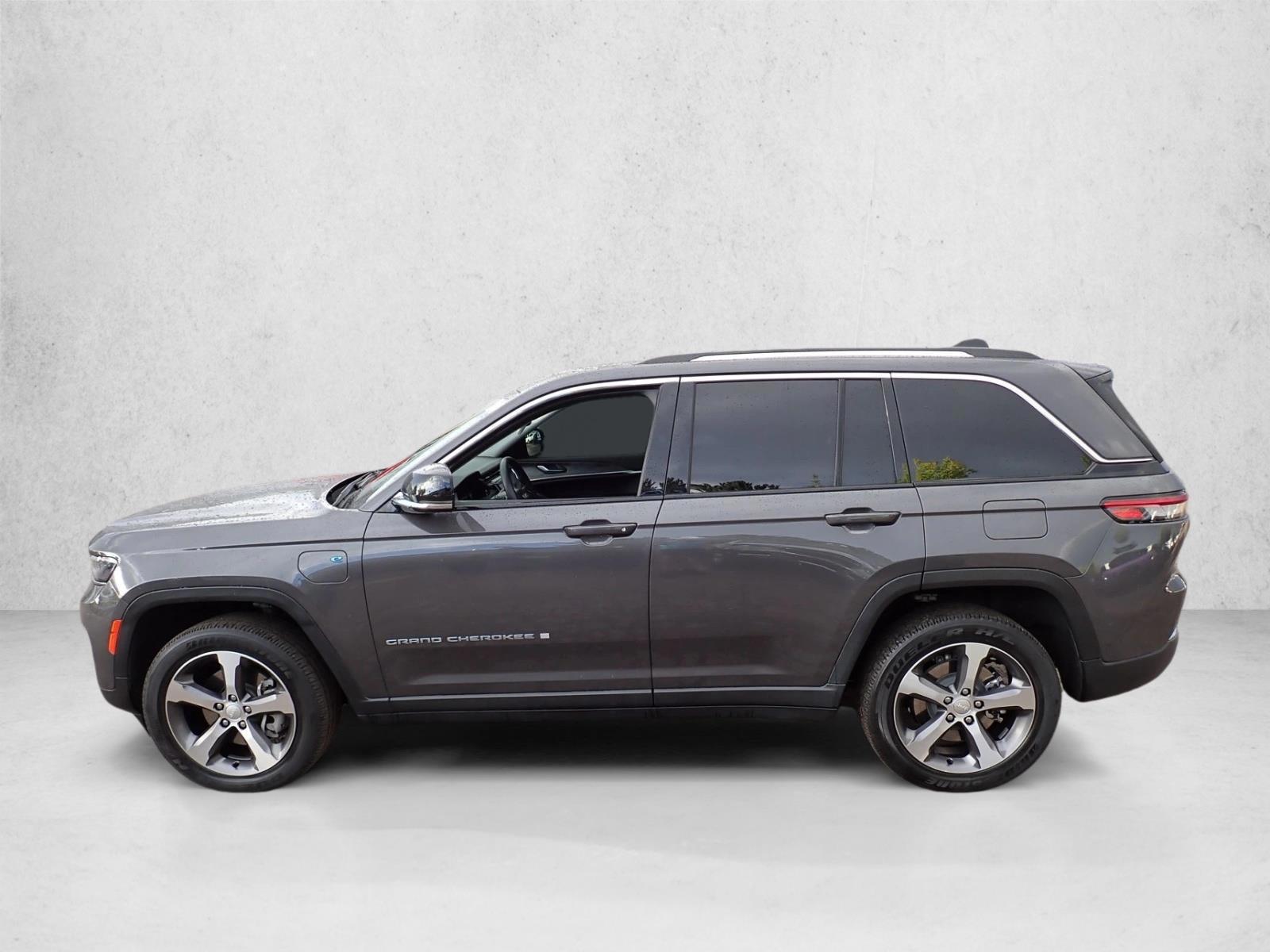 Thumbnail: 2024 Jeep Grand Cherokee - 2