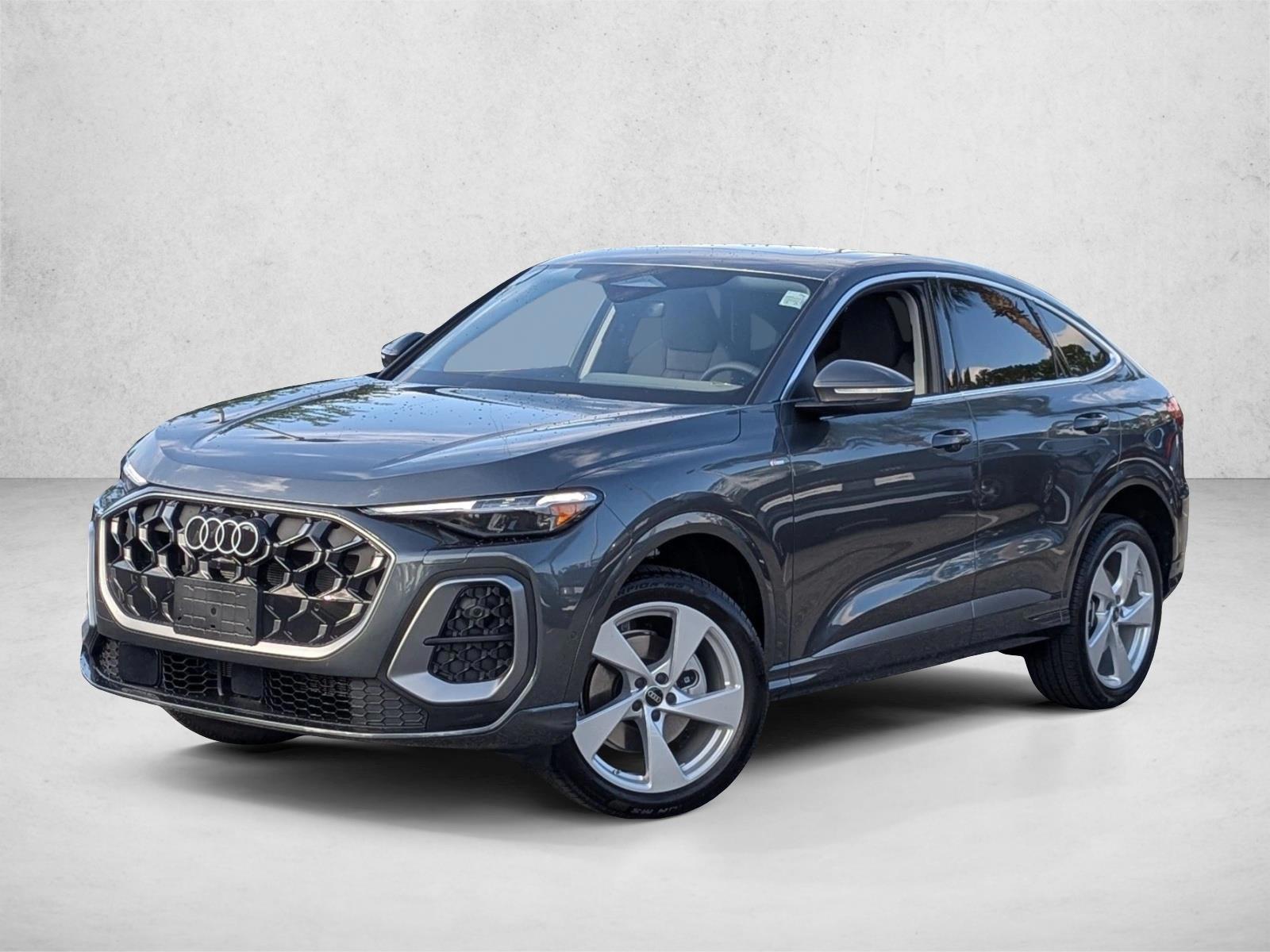 Thumbnail: 2025 Audi Q5 - 1