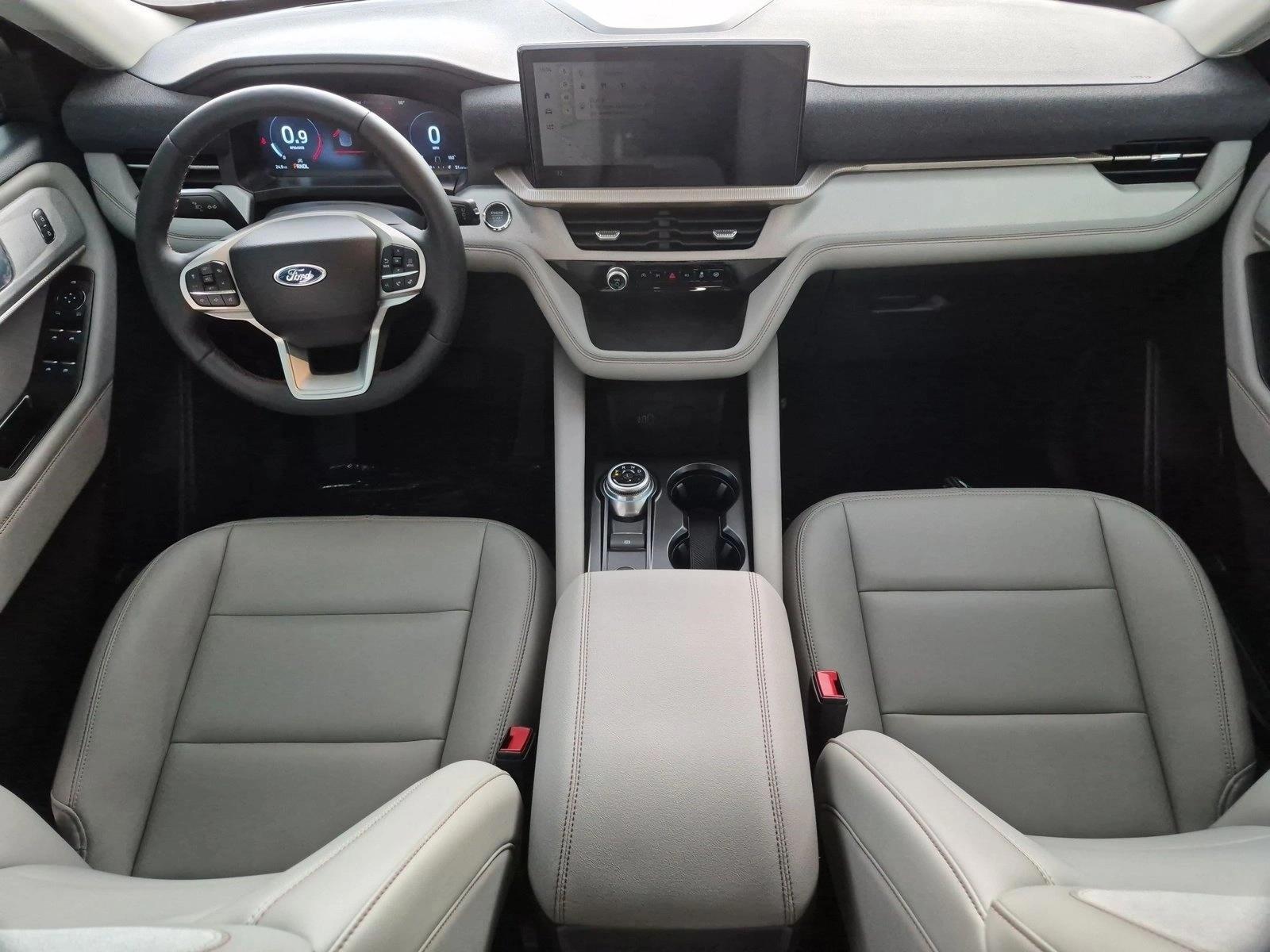 Thumbnail: 2026 Ford Explorer - 3