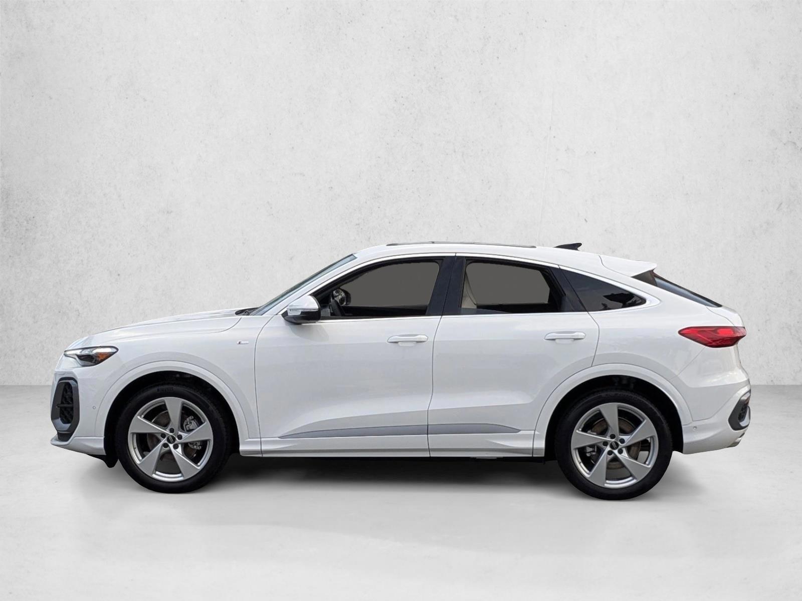 Thumbnail: 2025 Audi Q5 - 2
