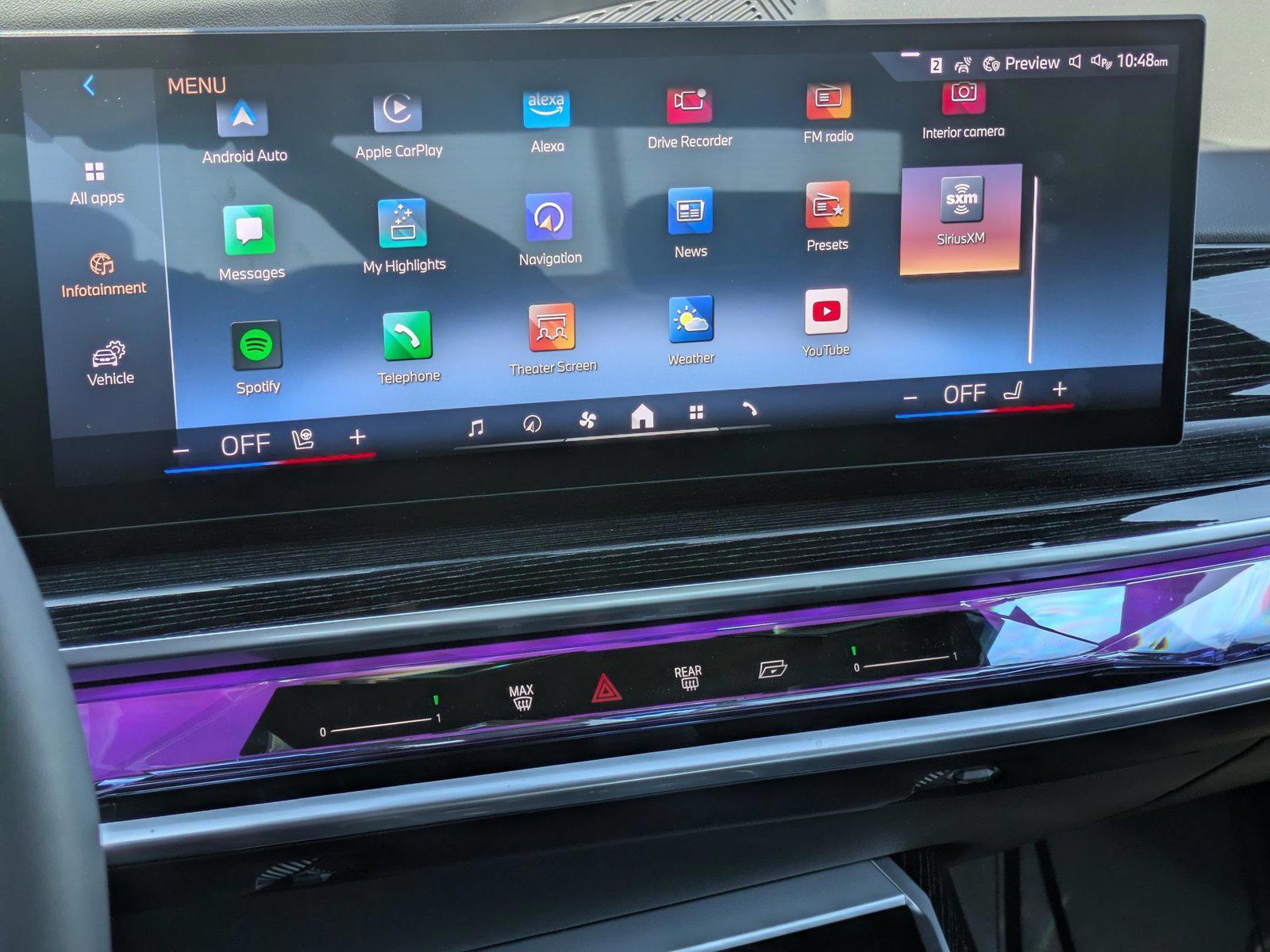 2025 BMW 7 Series 750e - Photo 15