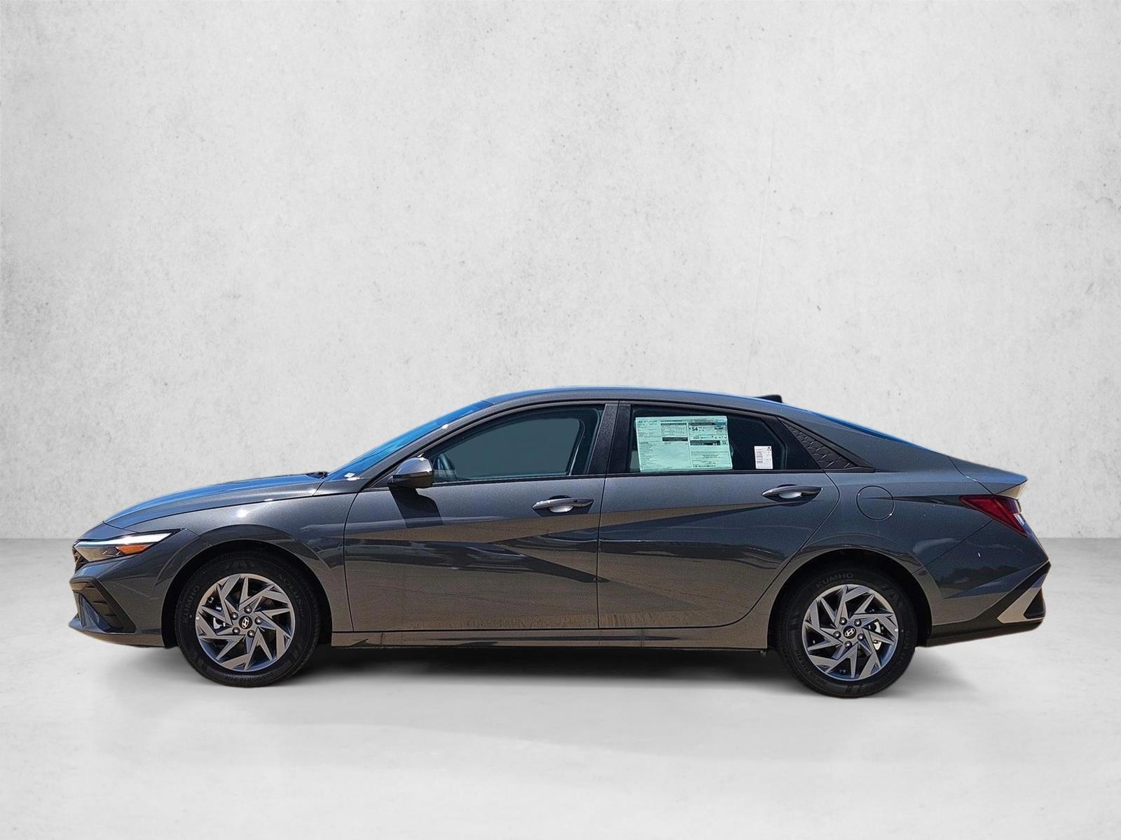 Thumbnail: 2026 Hyundai Elantra - 2