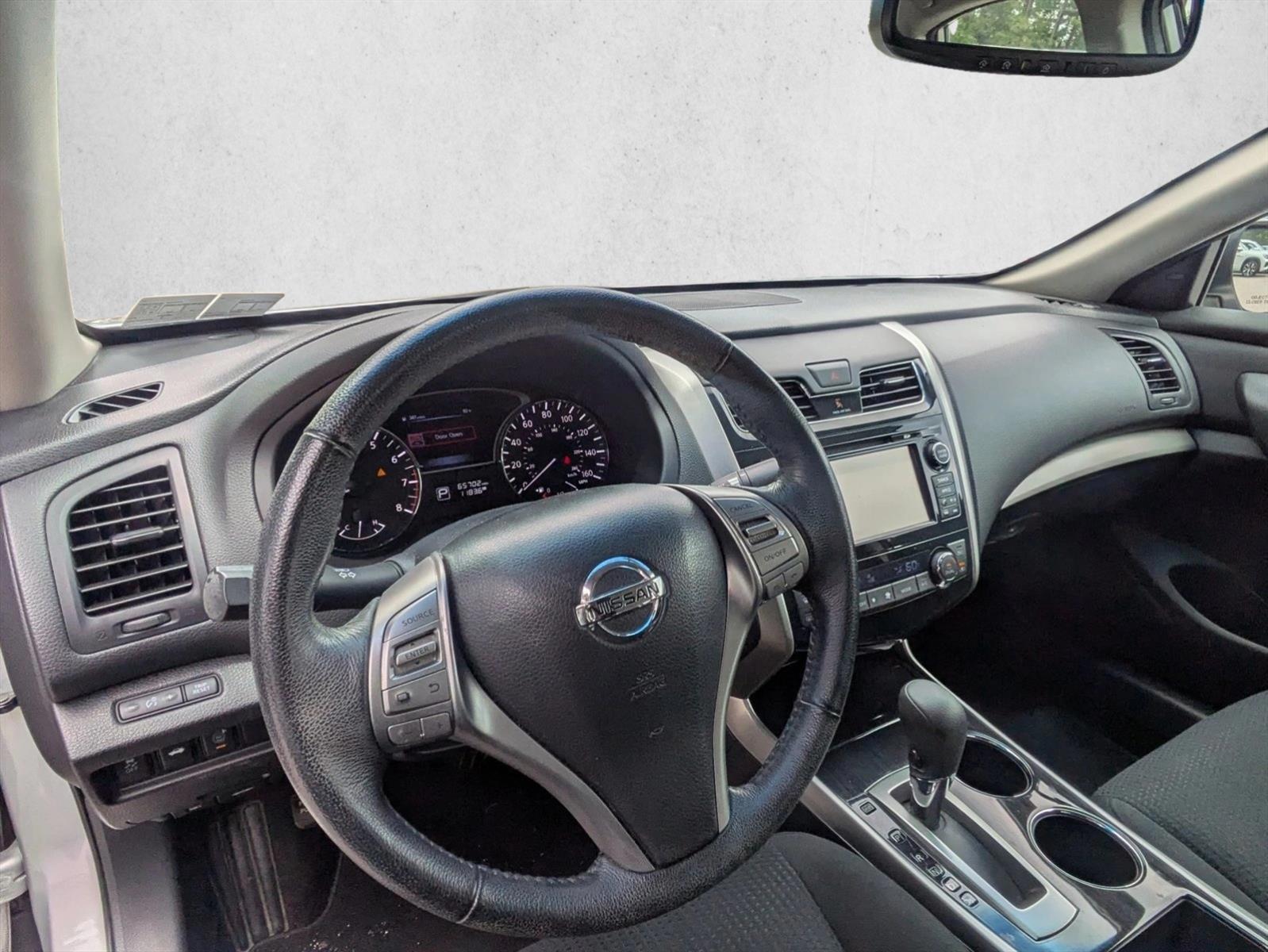 Thumbnail: 2014 Nissan Altima - 3