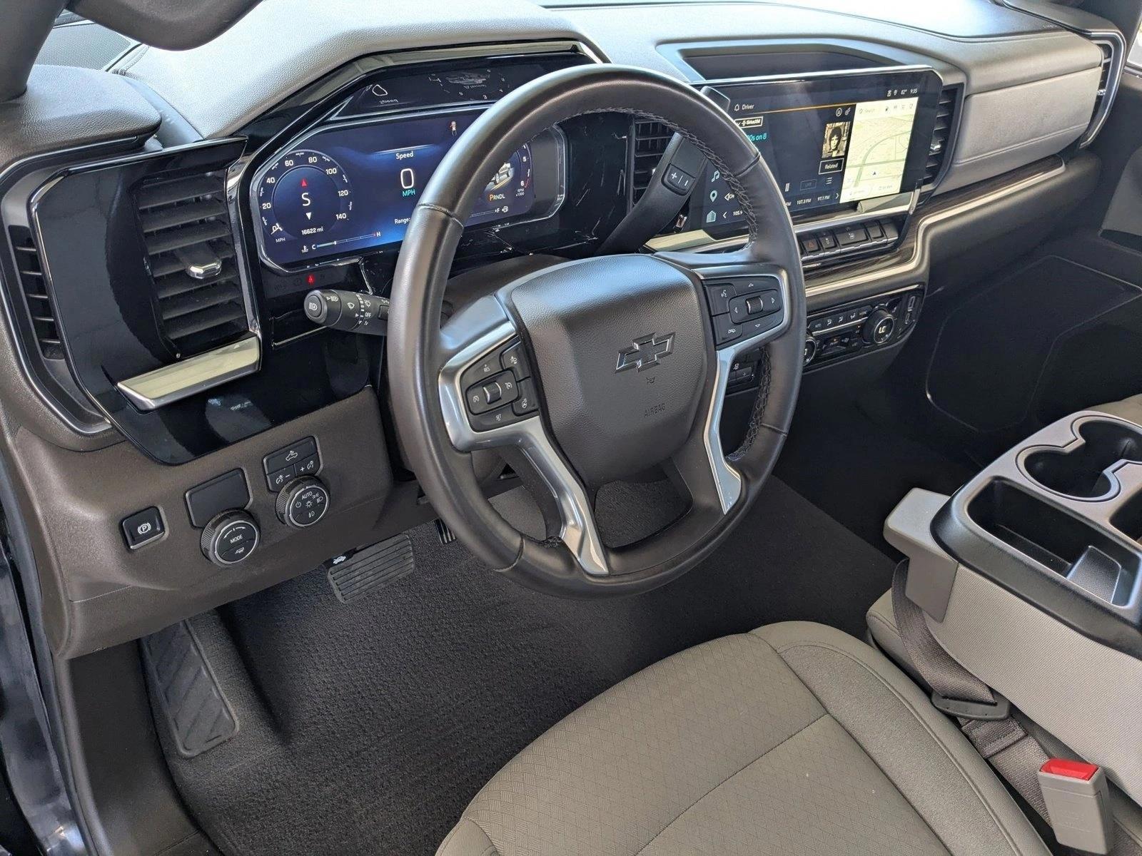 Thumbnail: 2026 Chevrolet Silverado 1500 - 3