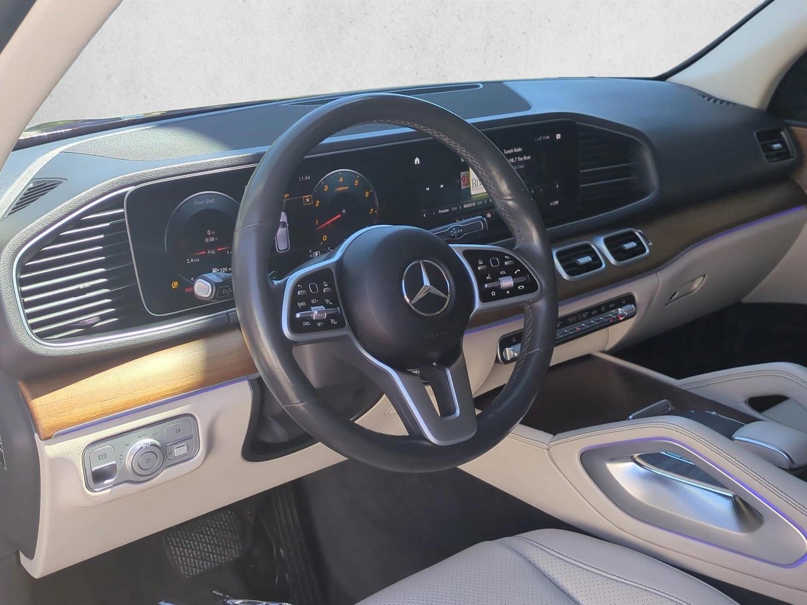 Thumbnail: 2020 Mercedes-Benz GLE - 3
