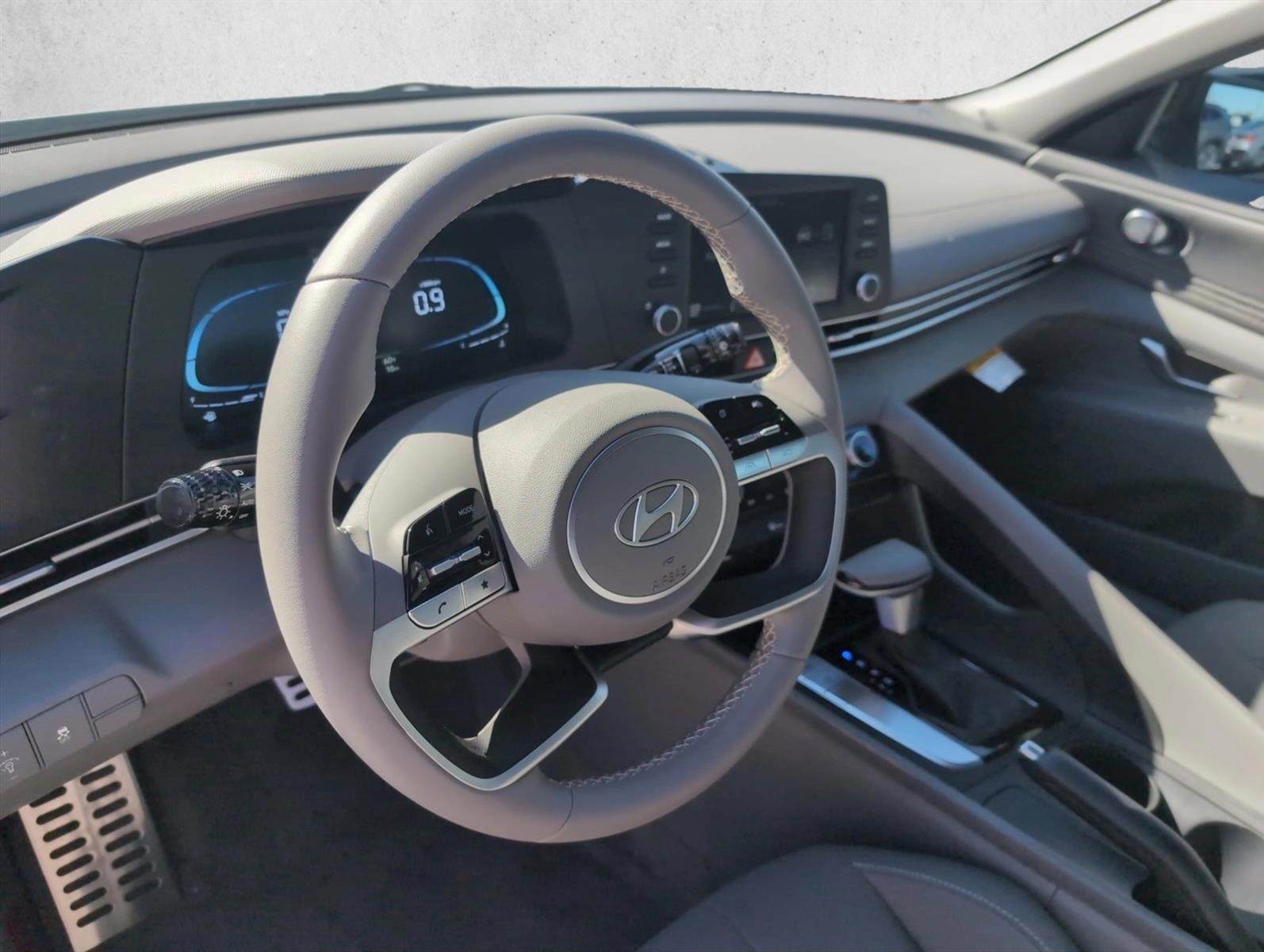 Thumbnail: 2026 Hyundai Elantra - 3