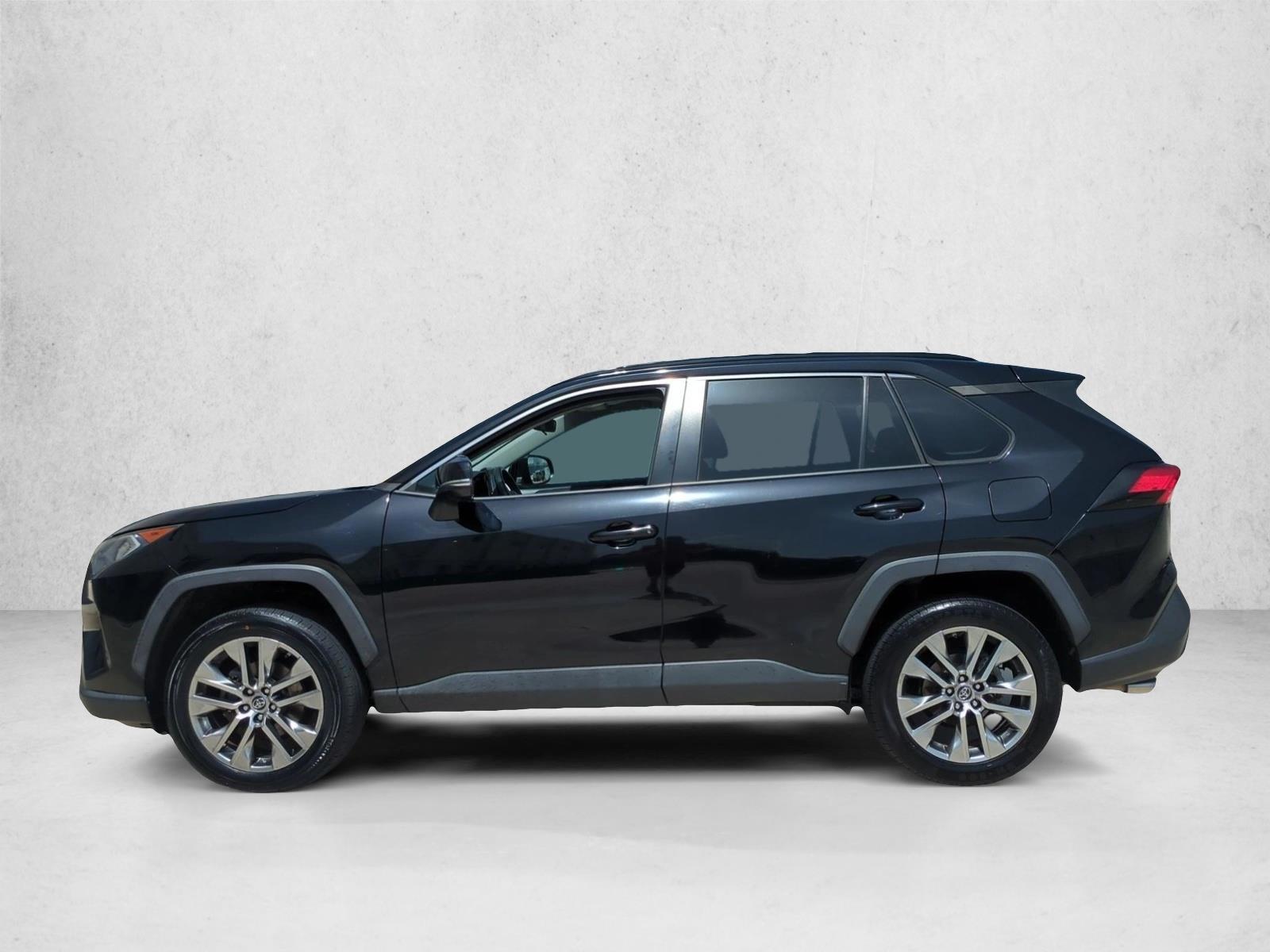 Thumbnail: 2019 Toyota RAV4 - 2