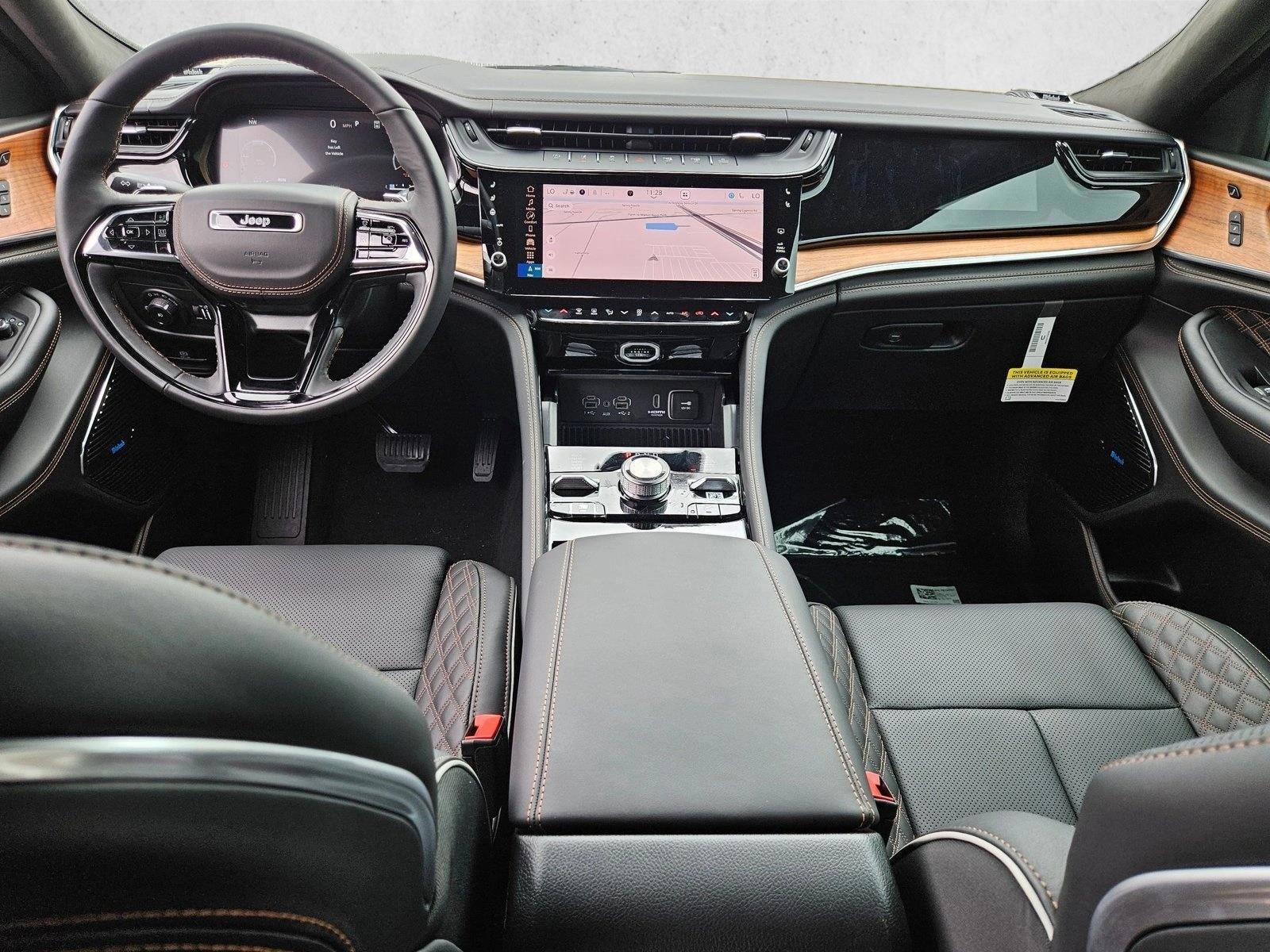 Thumbnail: 2026 Jeep Grand Cherokee - 3