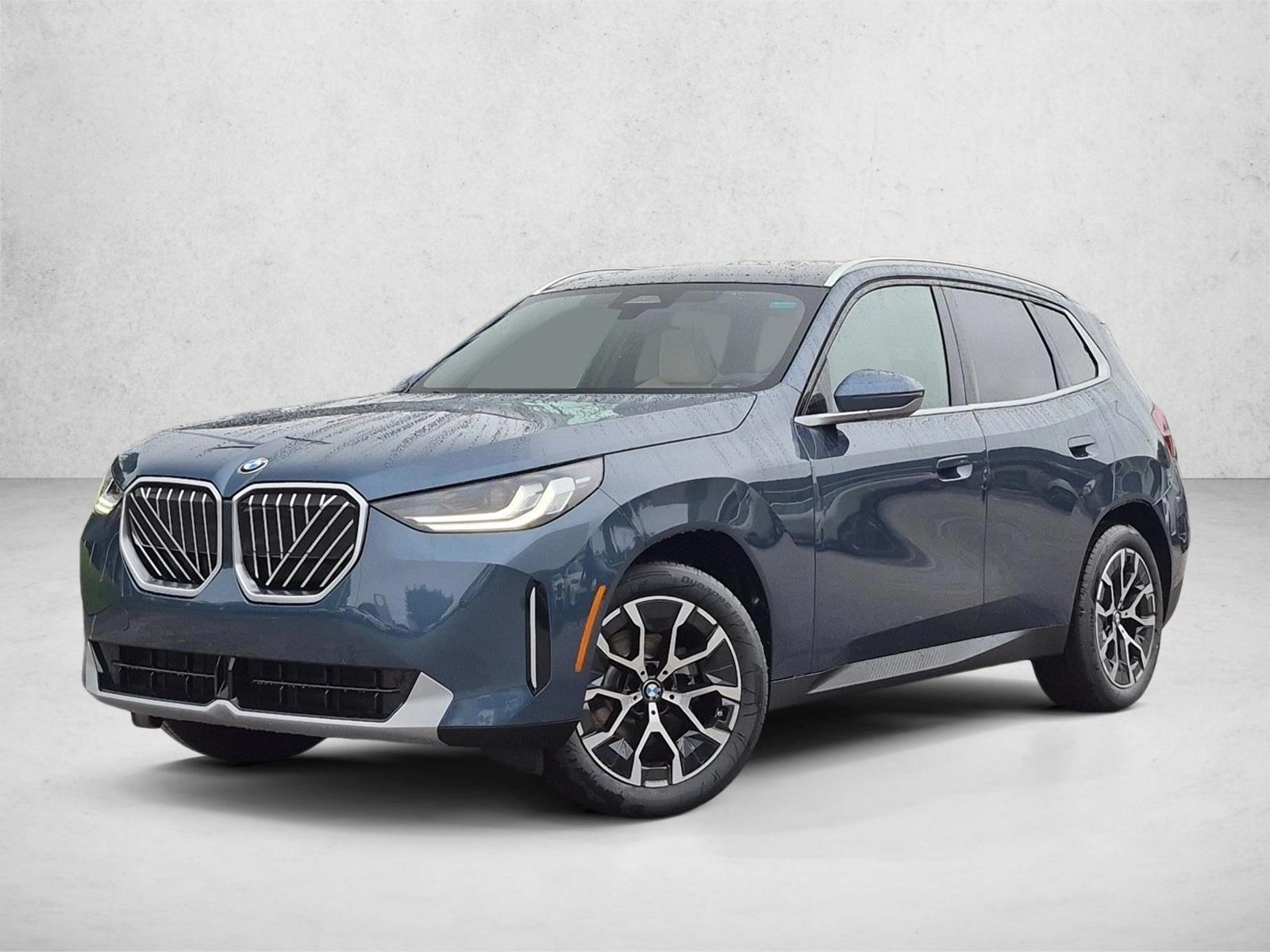 Thumbnail: 2026 BMW X3 - 1