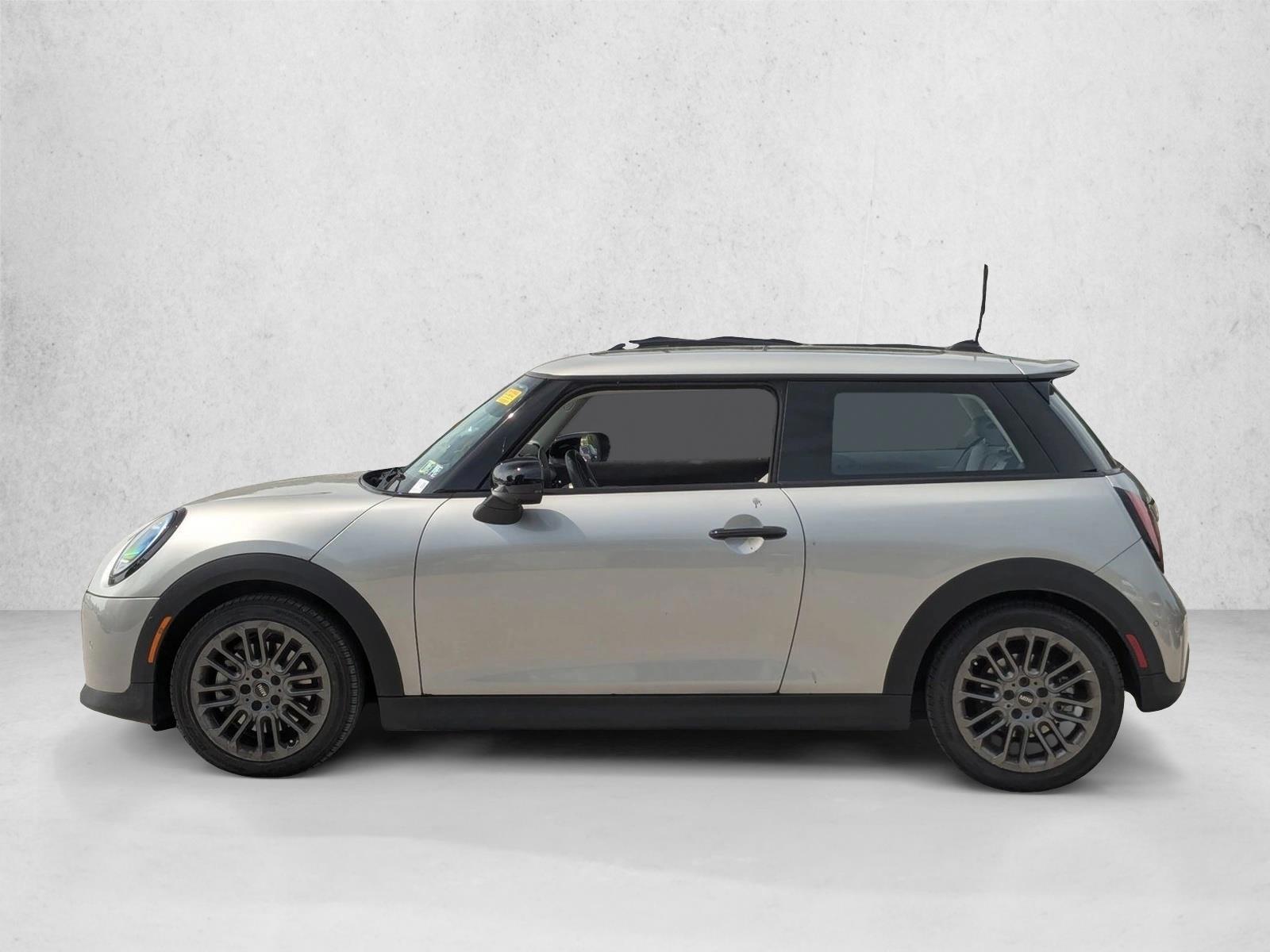 Thumbnail: 2025 MINI Cooper Hardtop - 2