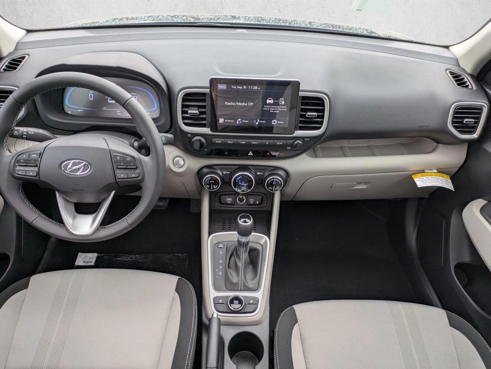 Thumbnail: 2026 Hyundai Venue - 3