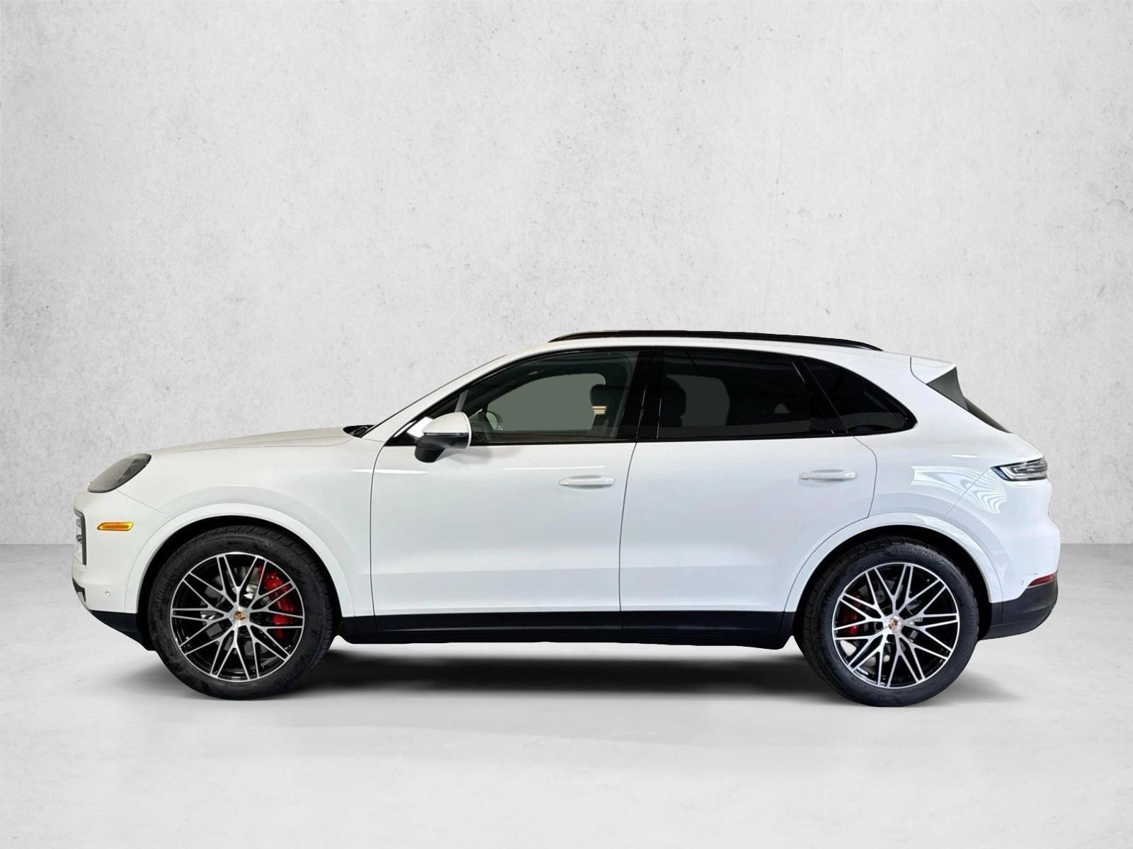 Thumbnail: 2025 Porsche Cayenne - 2