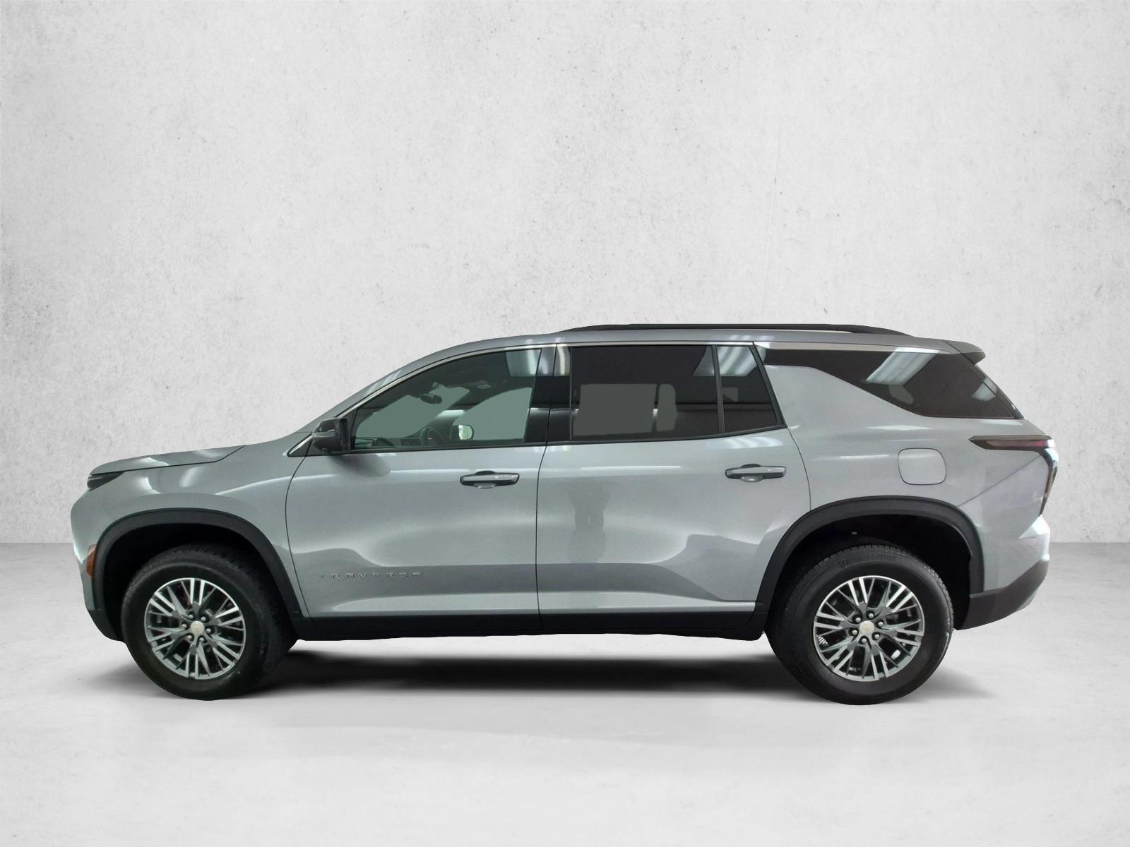 Thumbnail: 2024 Chevrolet Traverse - 2