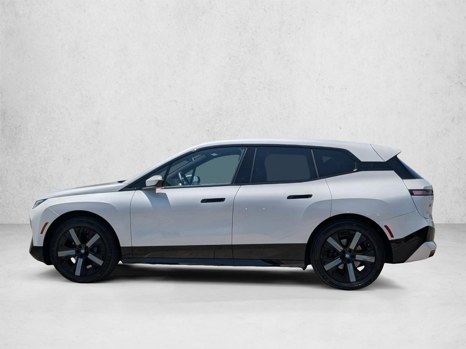 Thumbnail: 2024 BMW iX - 2