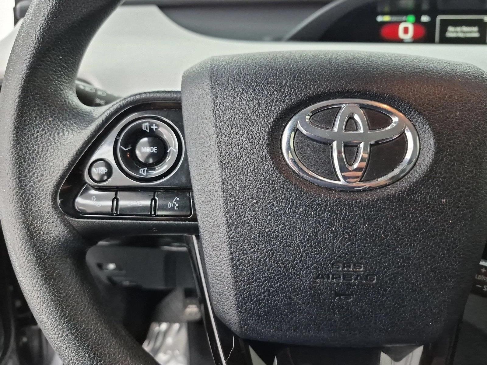 2022 Toyota Prius LE - Photo 29