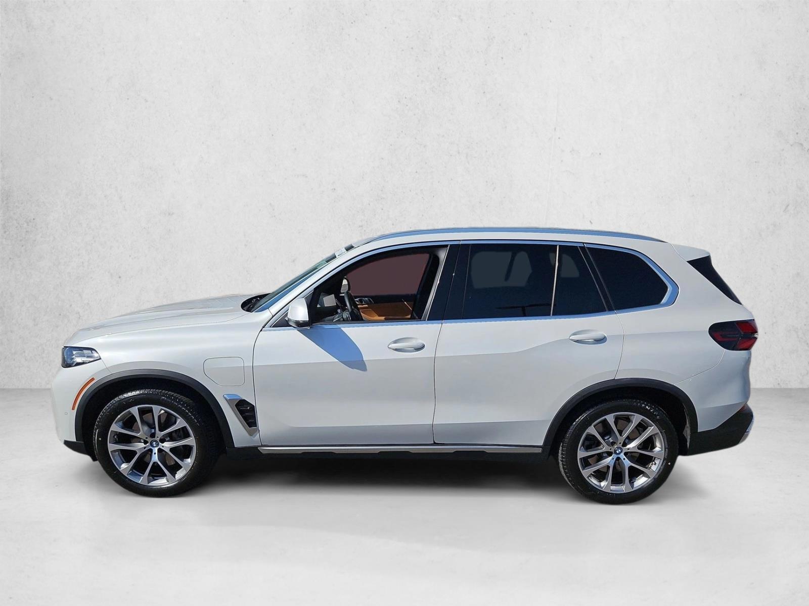 Thumbnail: 2024 BMW X5 - 2