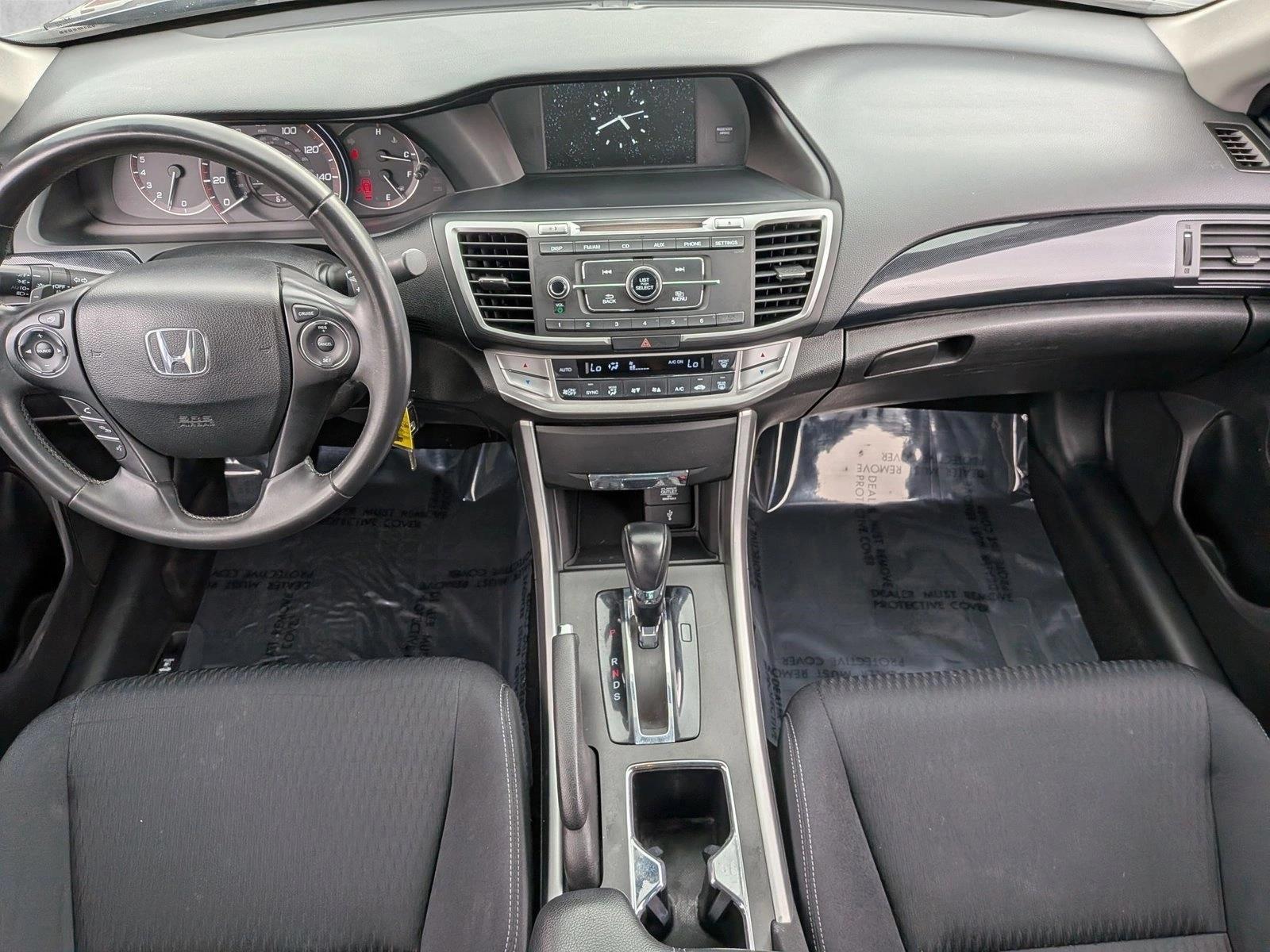 Thumbnail: 2015 Honda Accord - 4
