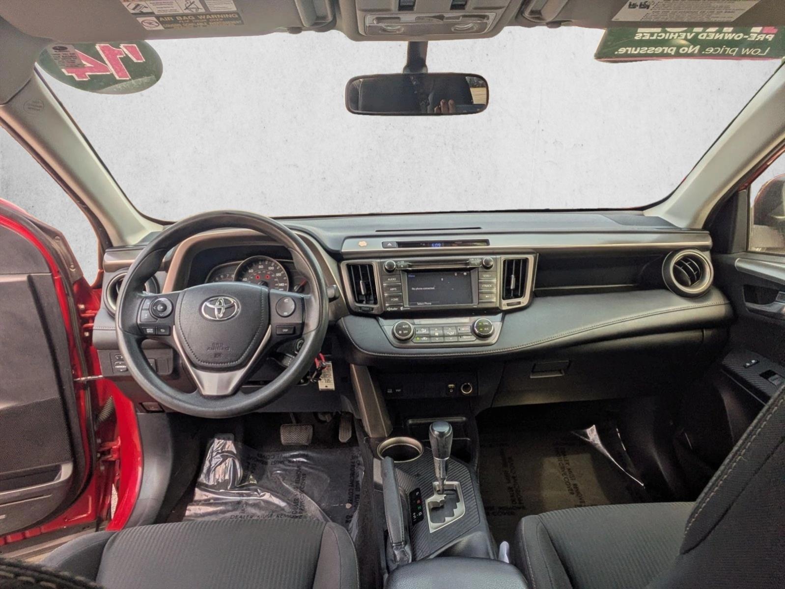 Thumbnail: 2014 Toyota RAV4 - 3