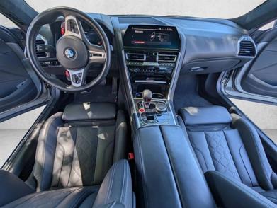2022 BMW M8
