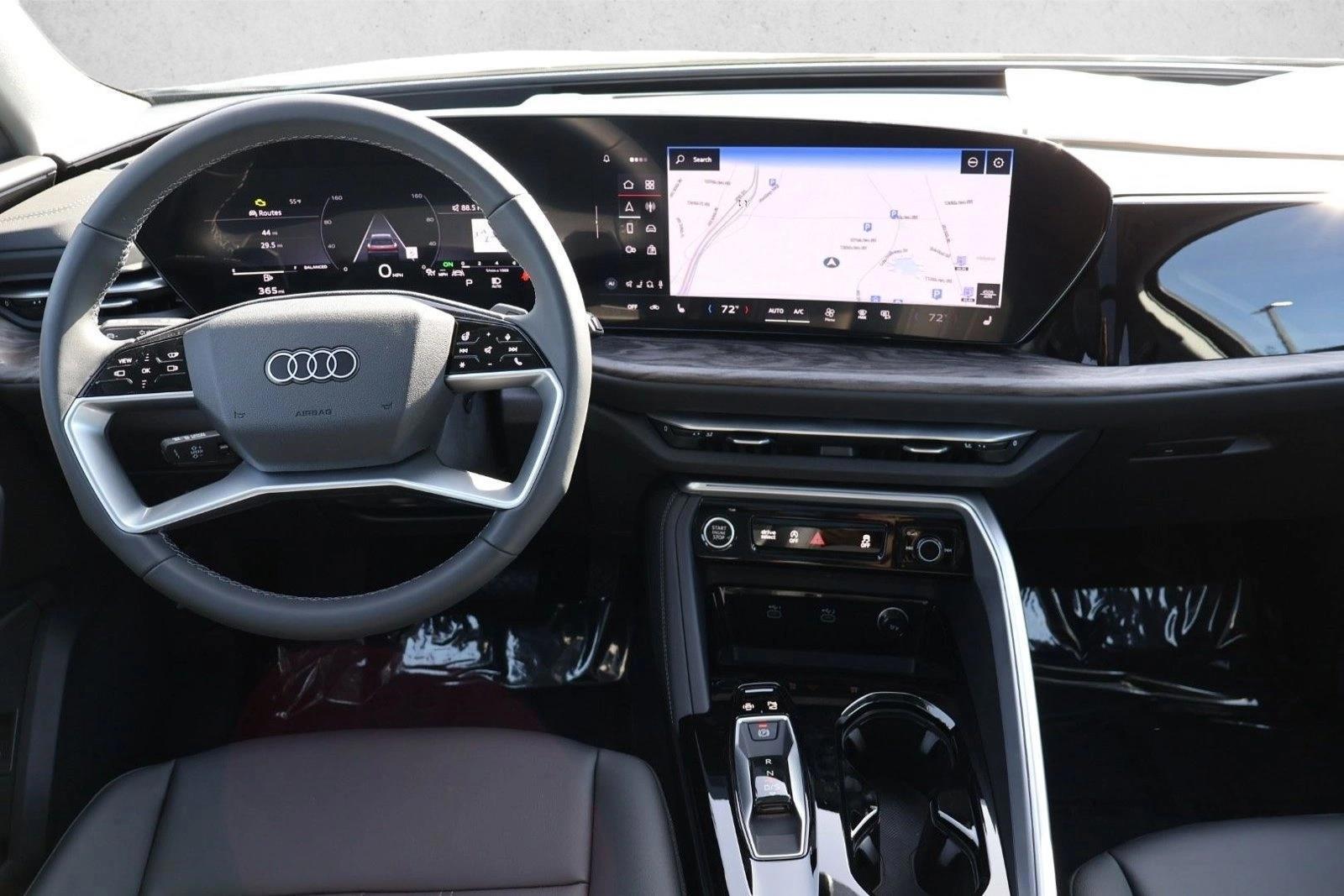 Thumbnail: 2025 Audi Q5 - 3