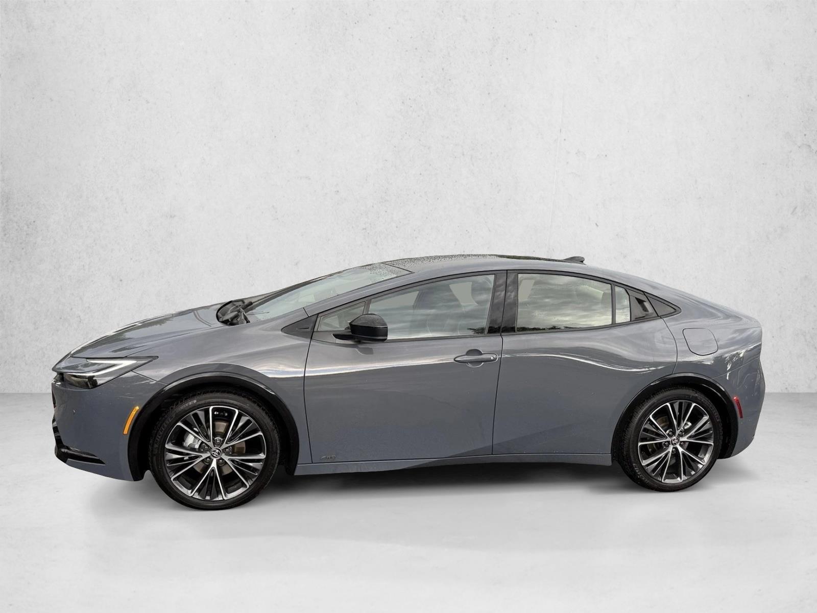 Thumbnail: 2025 Toyota Prius - 2